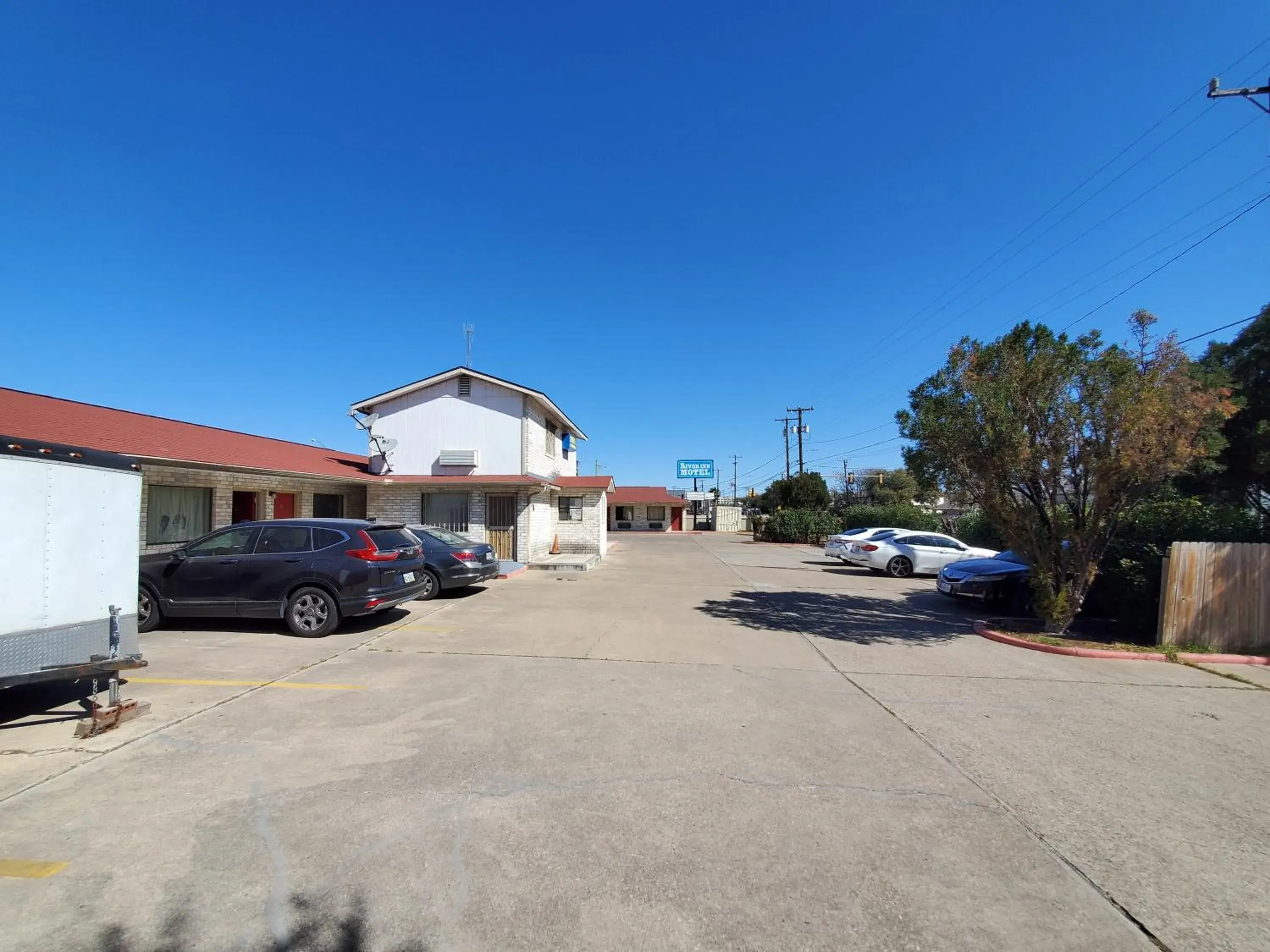 Property building in River Inn Motel Property building in River Inn Motel