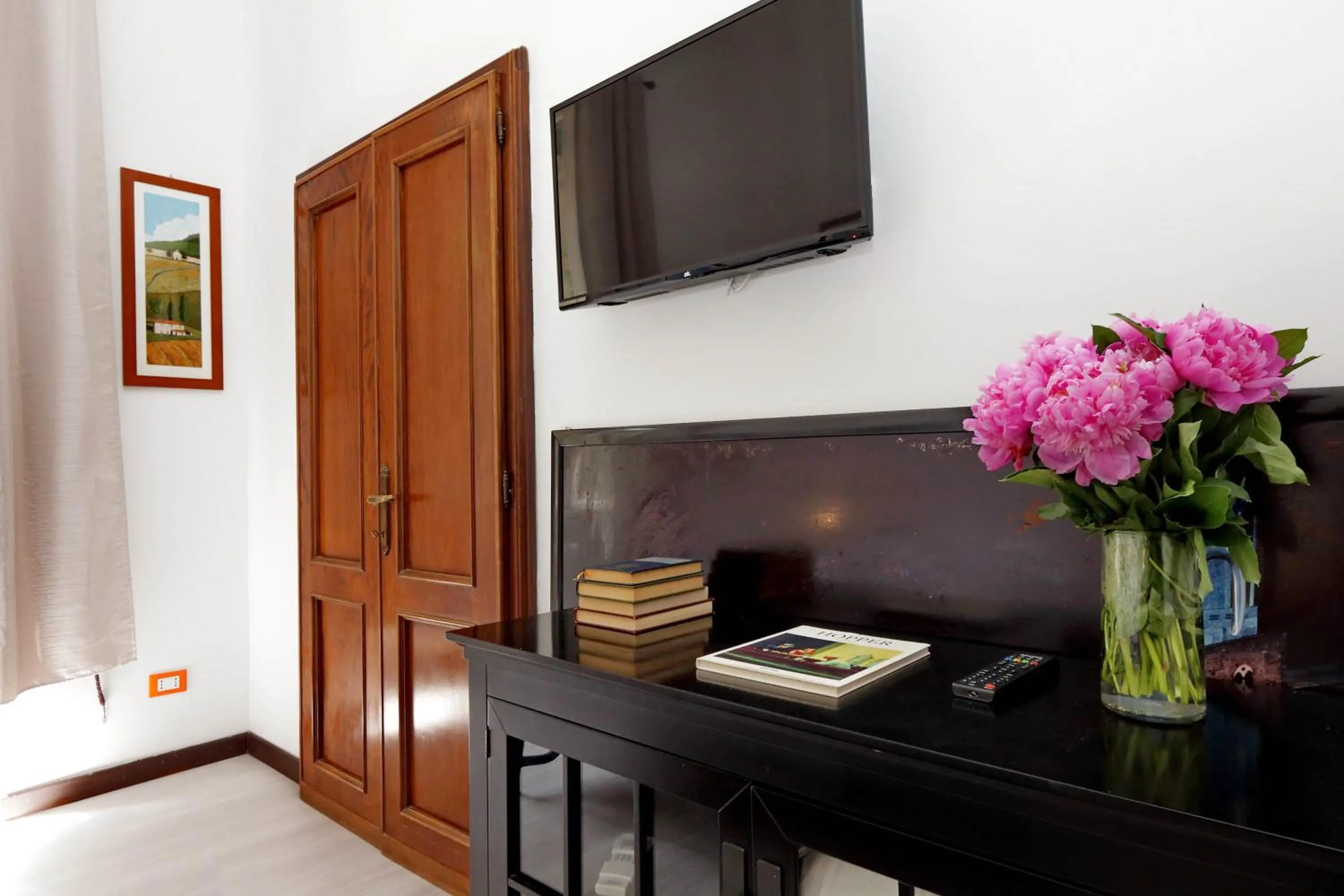 TV and multimedia in 4BNB - Cavour Square Apartment