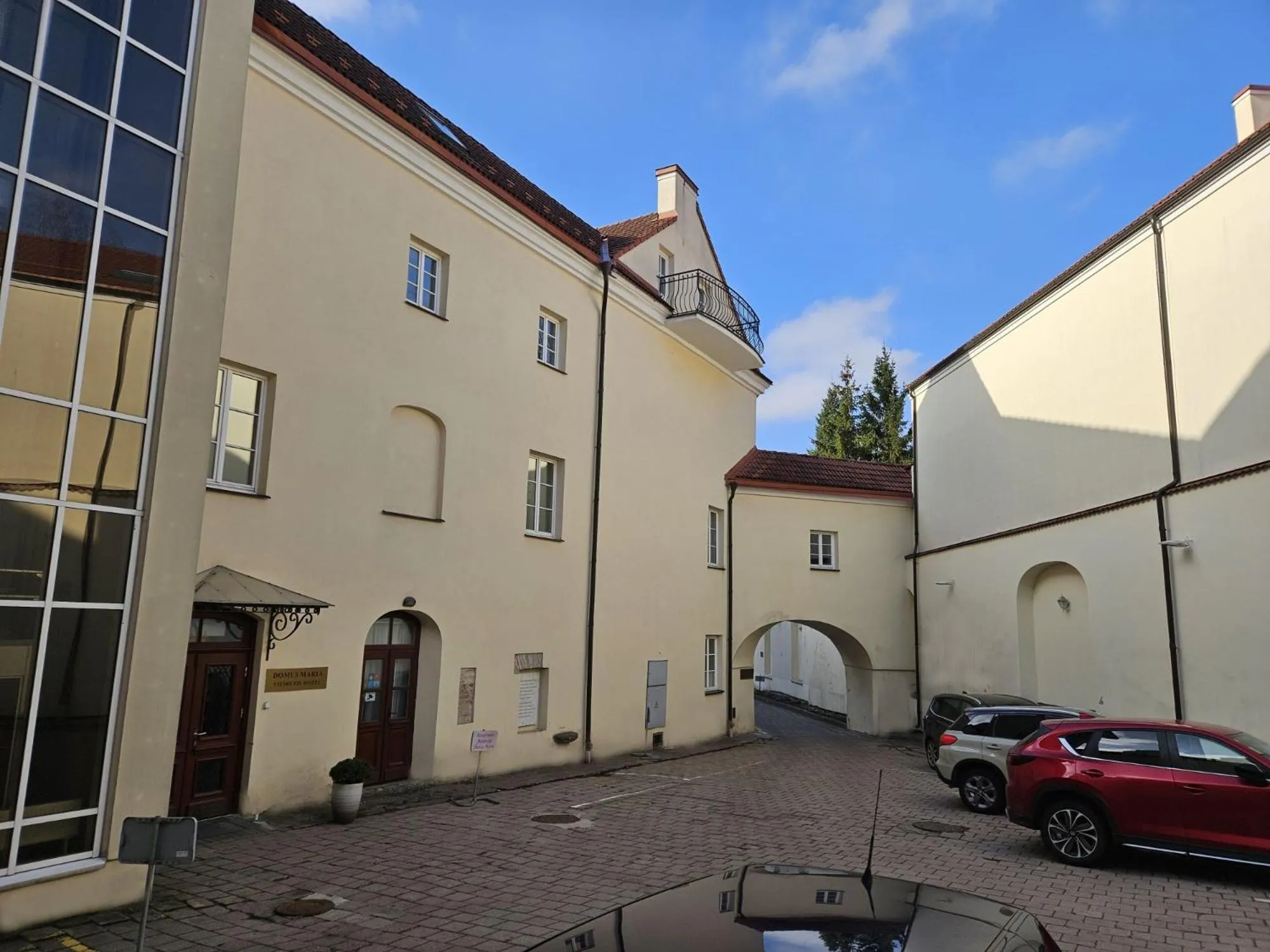 Parking in Domus Maria