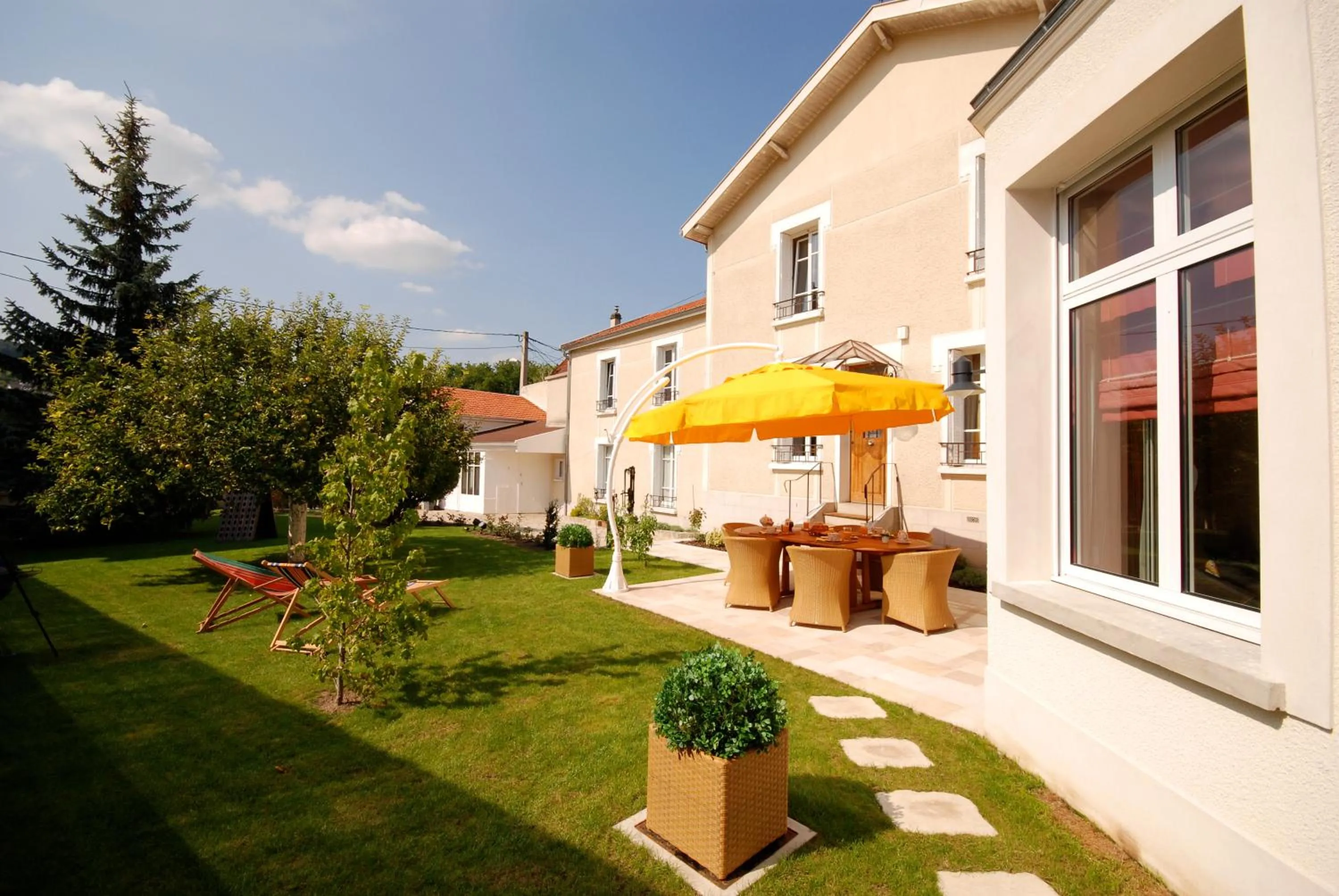 Balcony/Terrace in Chez Camille