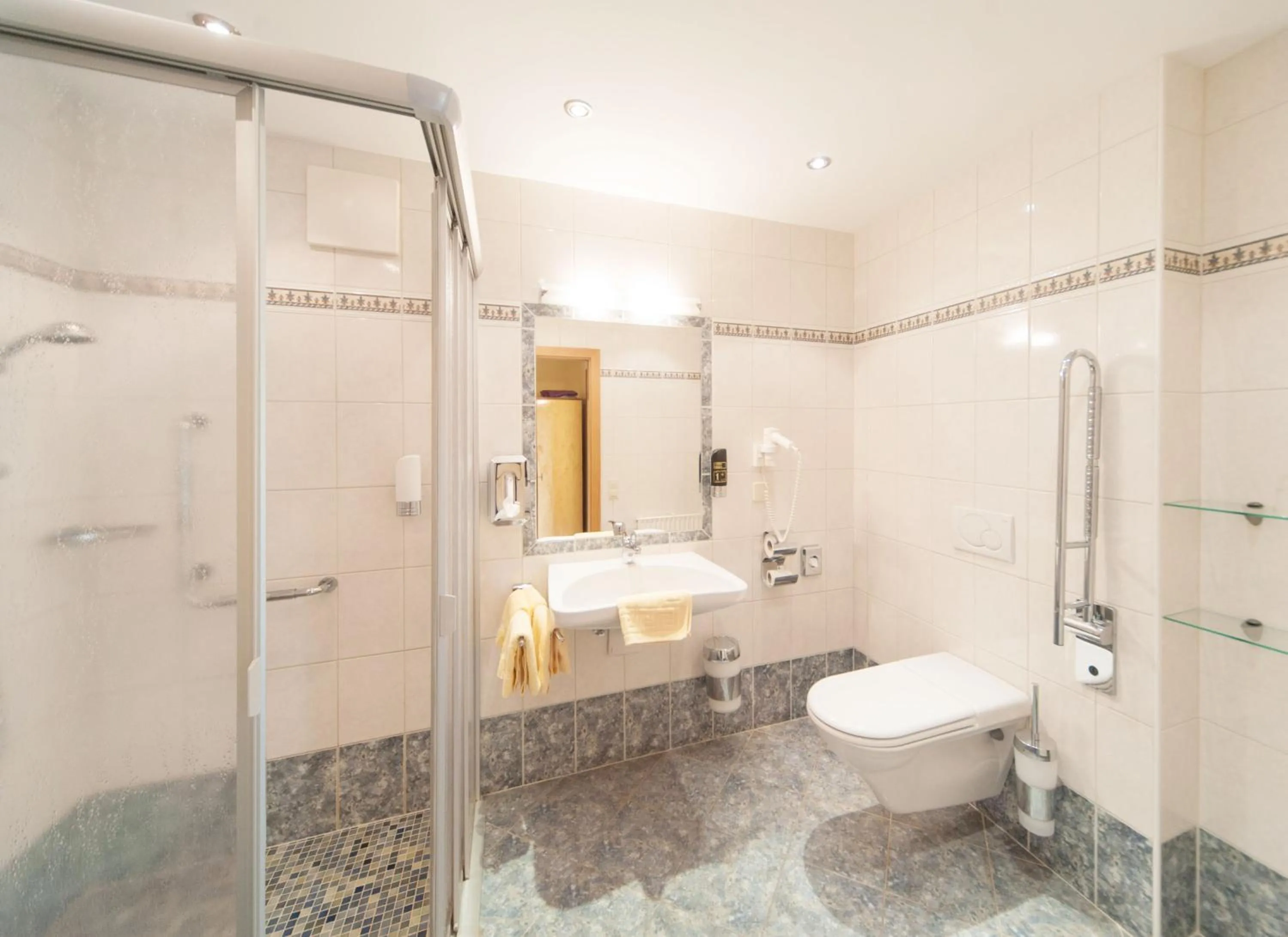 Photo of the whole room in Almfrieden Hotel & Romantikchalet