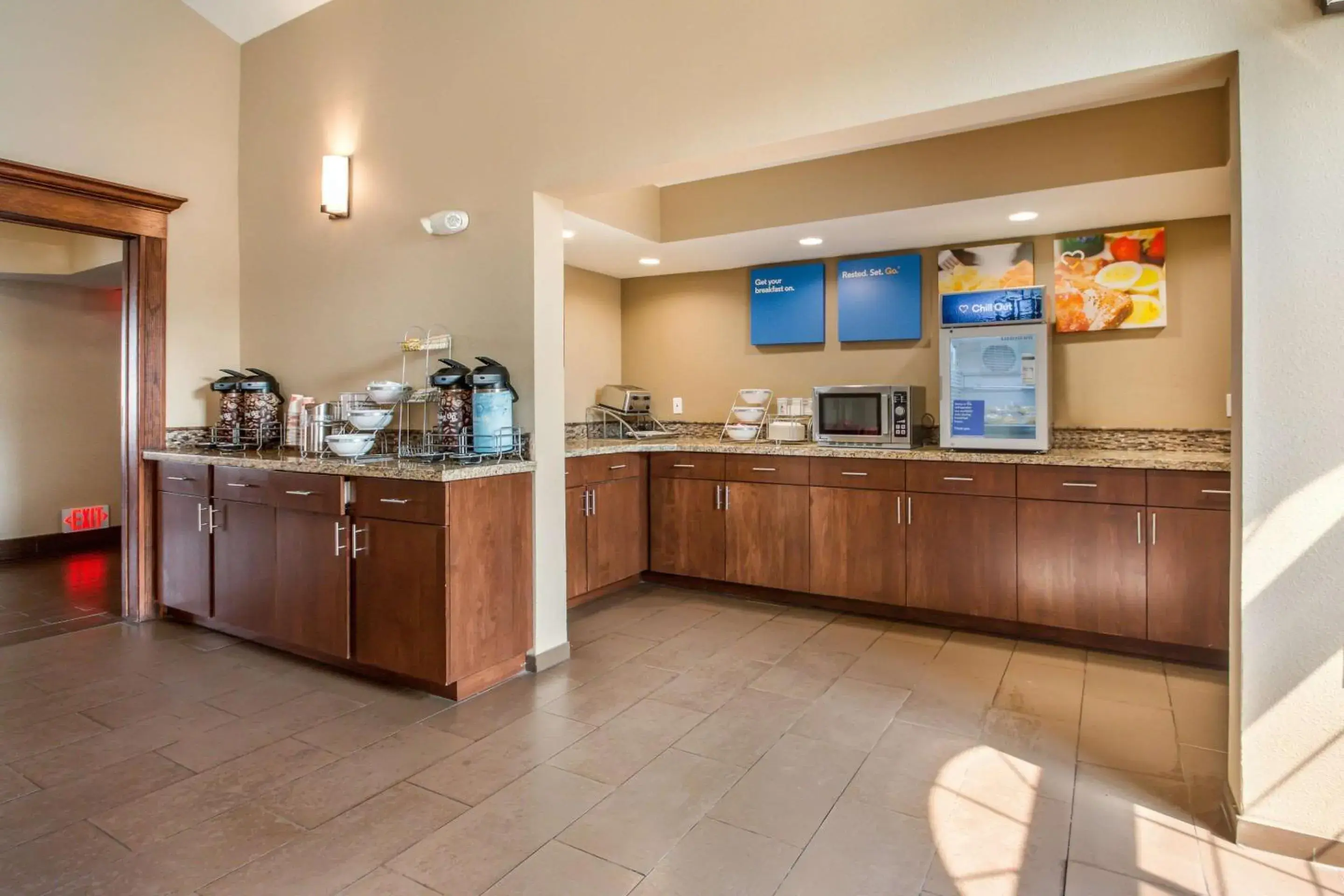 Restaurant/places to eat in Comfort Inn Lehi - Thanksgiving Point Area Restaurant/places to eat in Comfort Inn Lehi - Thanksgiving Point Area