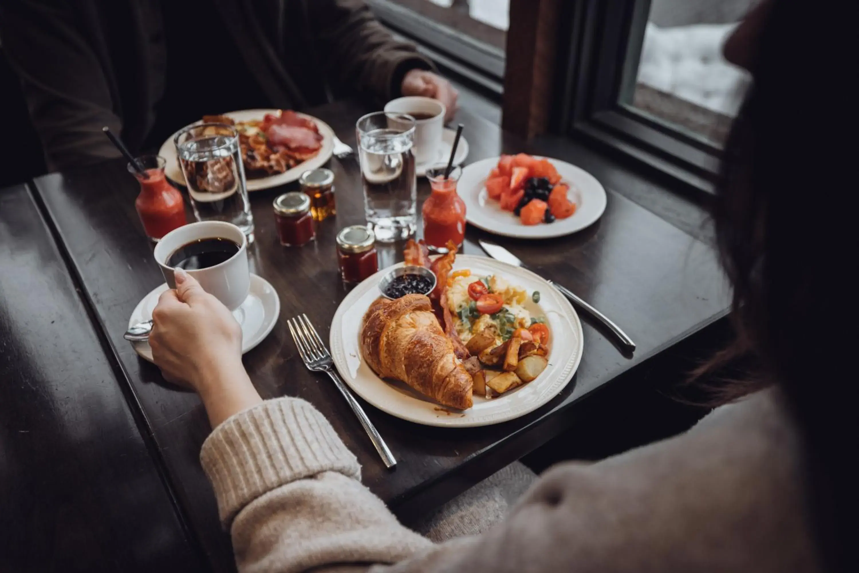 Breakfast in Emerald Lake Lodge Breakfast in Emerald Lake Lodge