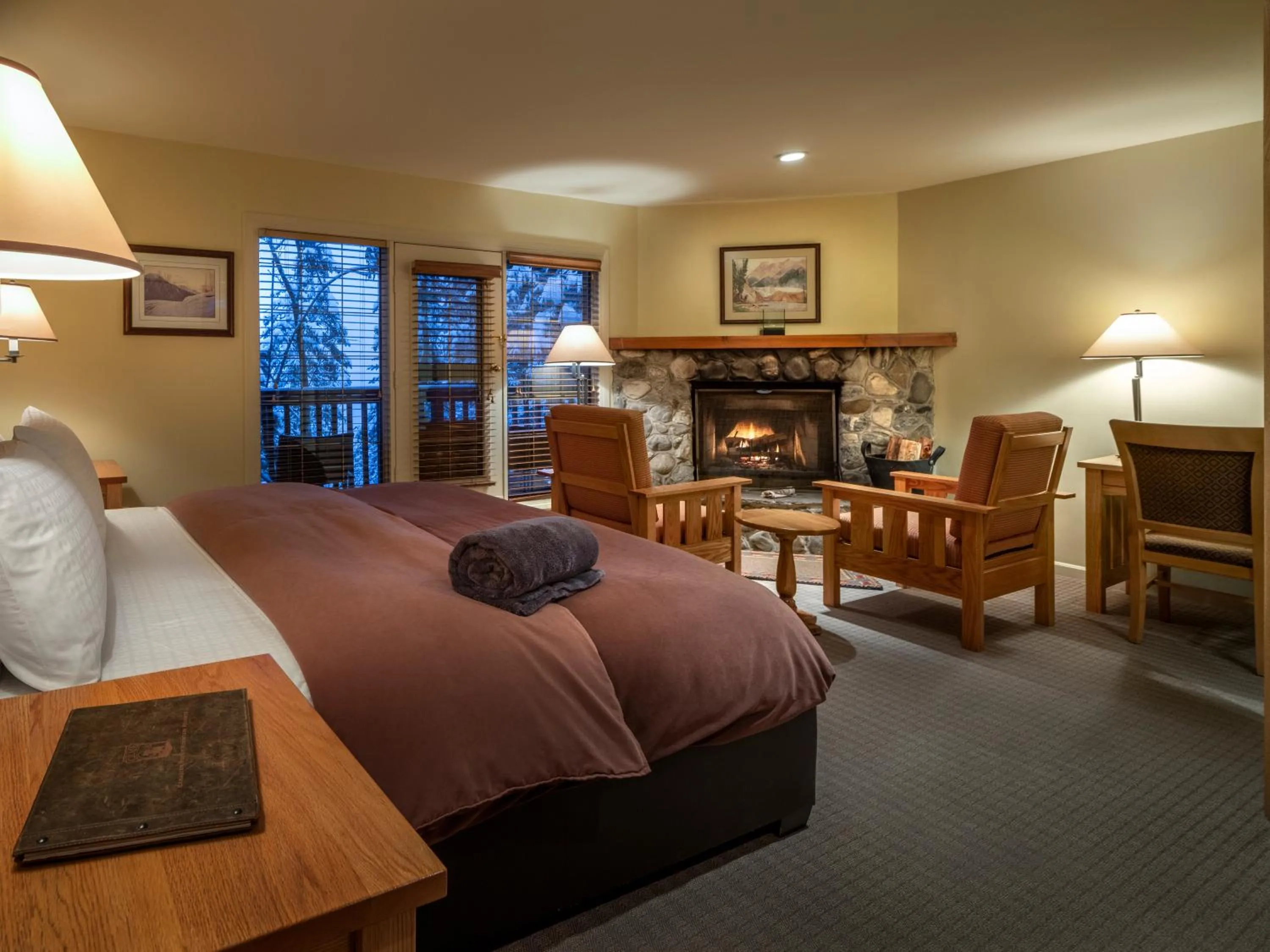 Bed in Emerald Lake Lodge