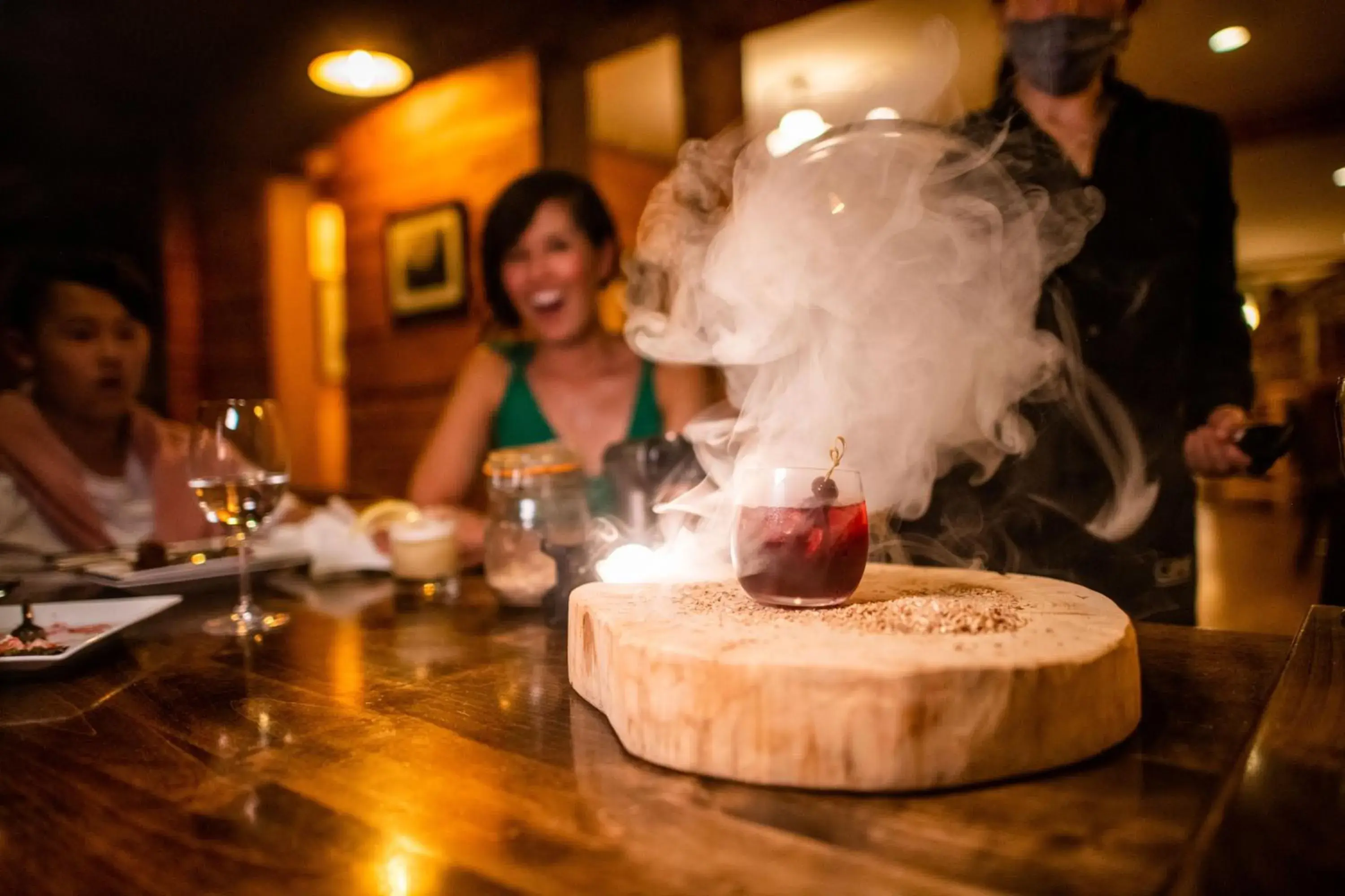 Food and drinks in Emerald Lake Lodge Food and drinks in Emerald Lake Lodge