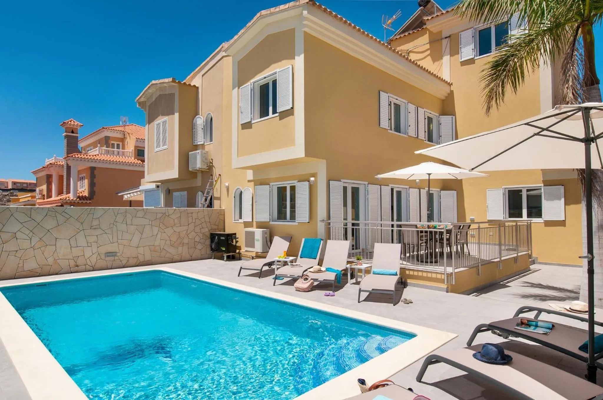 Curie with Pool by VillaGranCanaria