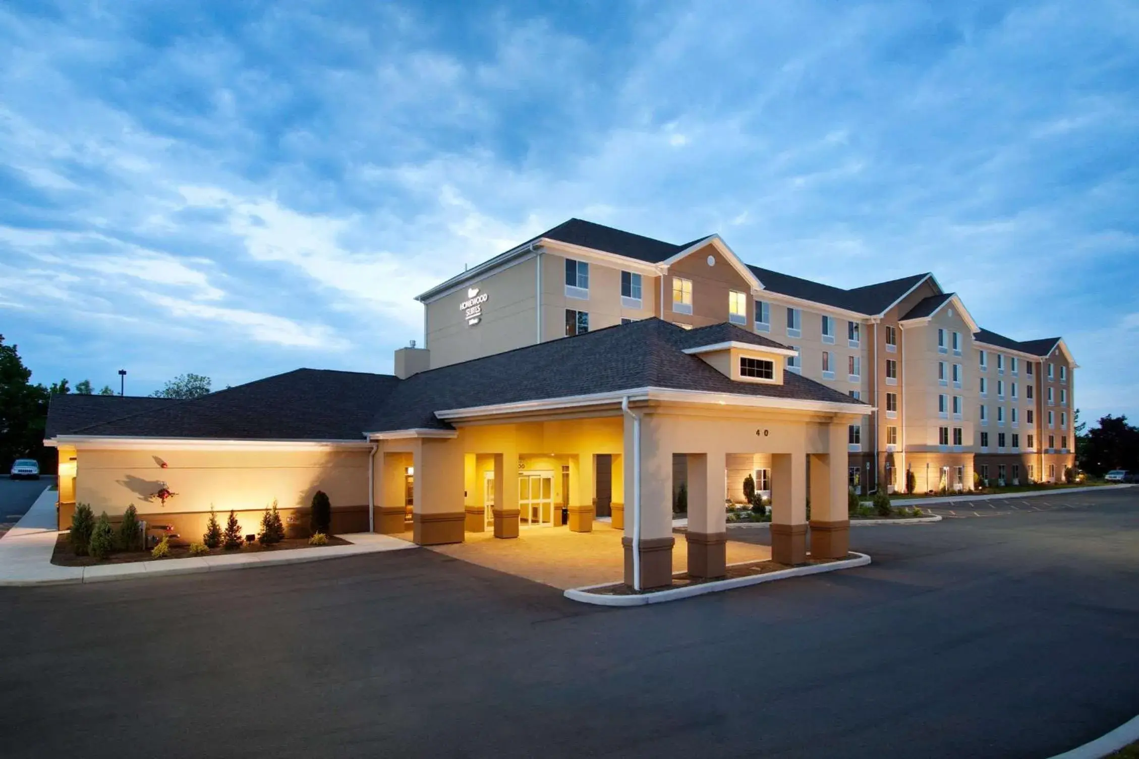 Property building in Homewood Suites by Hilton Rochester/Greece, NY Property building in Homewood Suites by Hilton Rochester/Greece, NY
