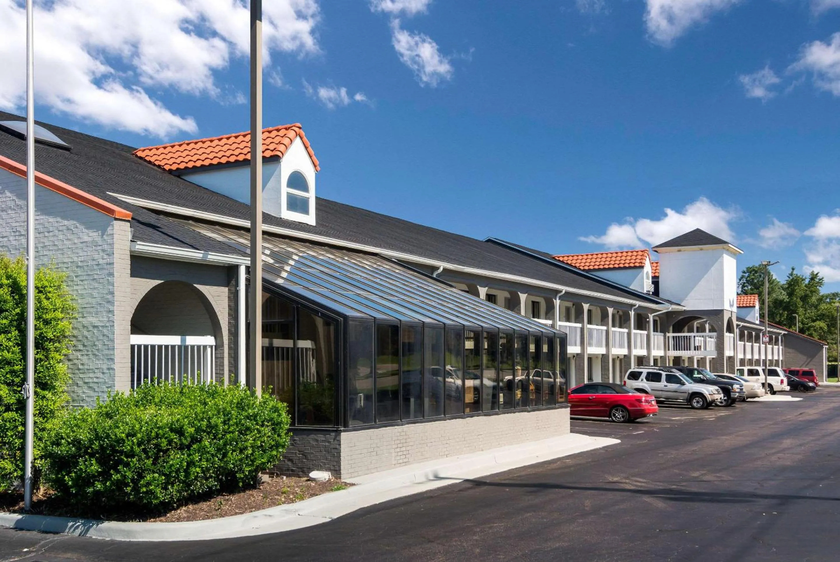 Property building in Rodeway Inn At Fort Lee