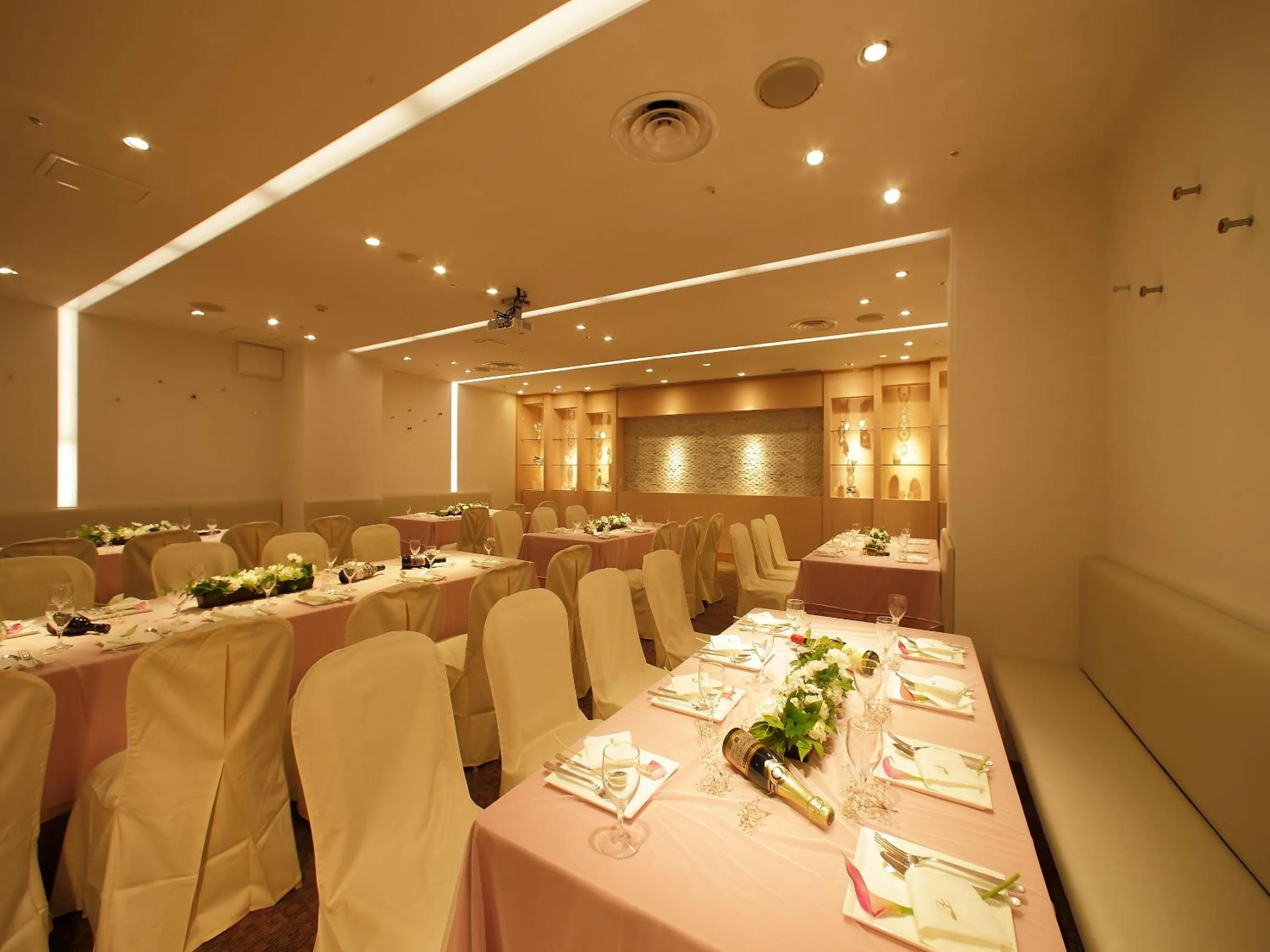 Banquet/Function facilities in Art Hotel Kagoshima
