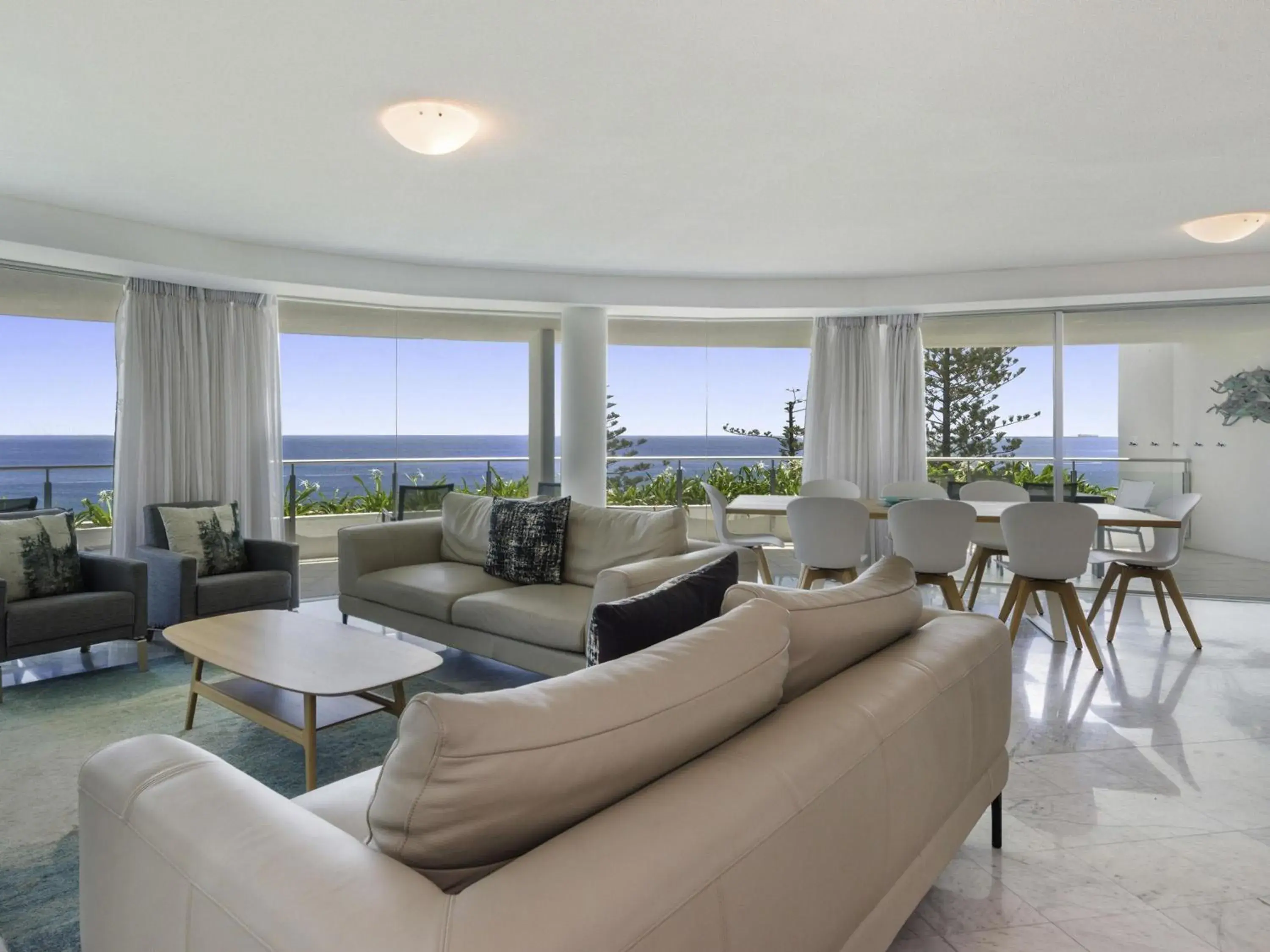 Bedroom in Mantra Sirocco Bedroom in Mantra Sirocco