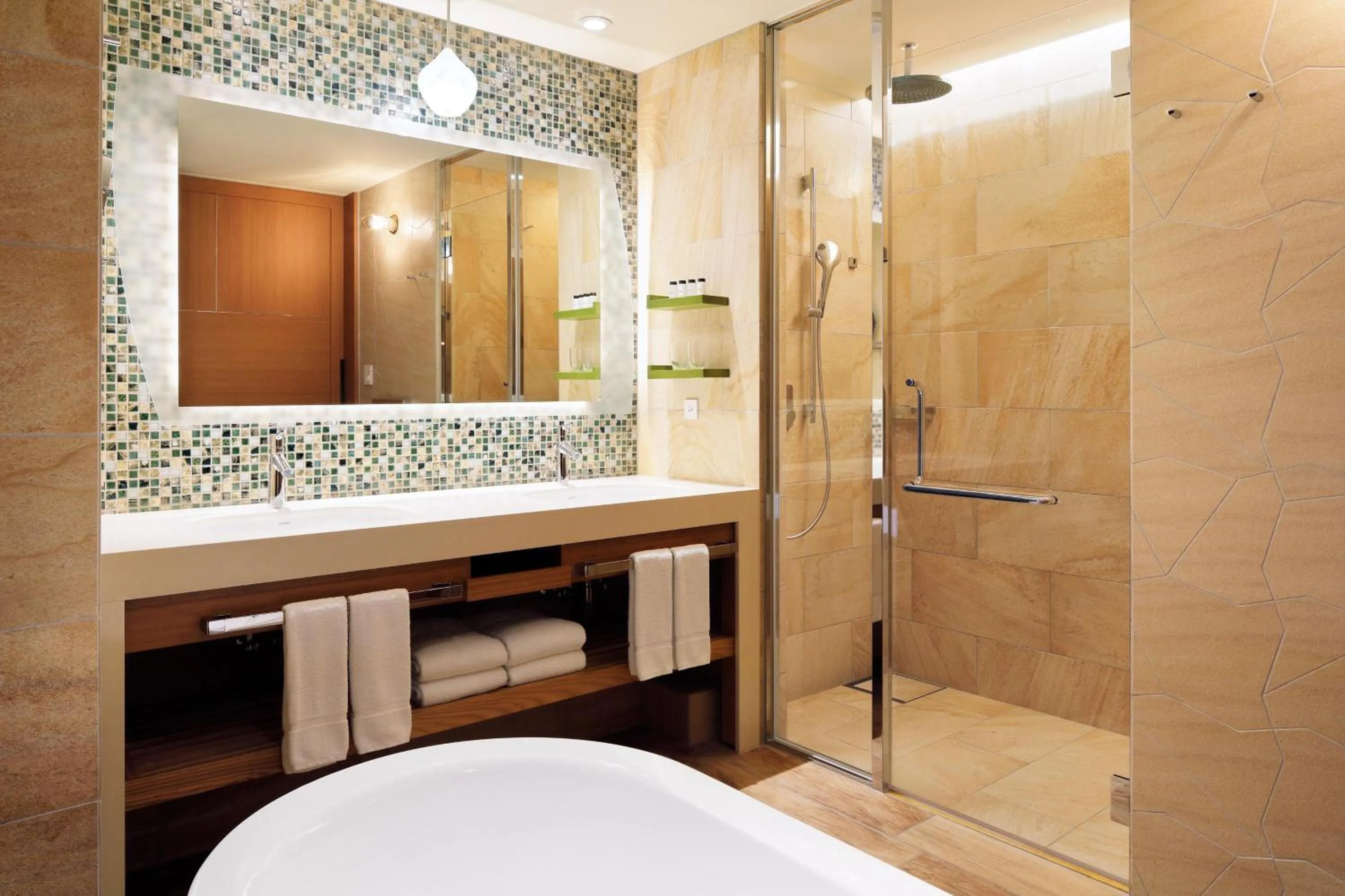 Bathroom in Sheraton Okinawa Sunmarina Resort