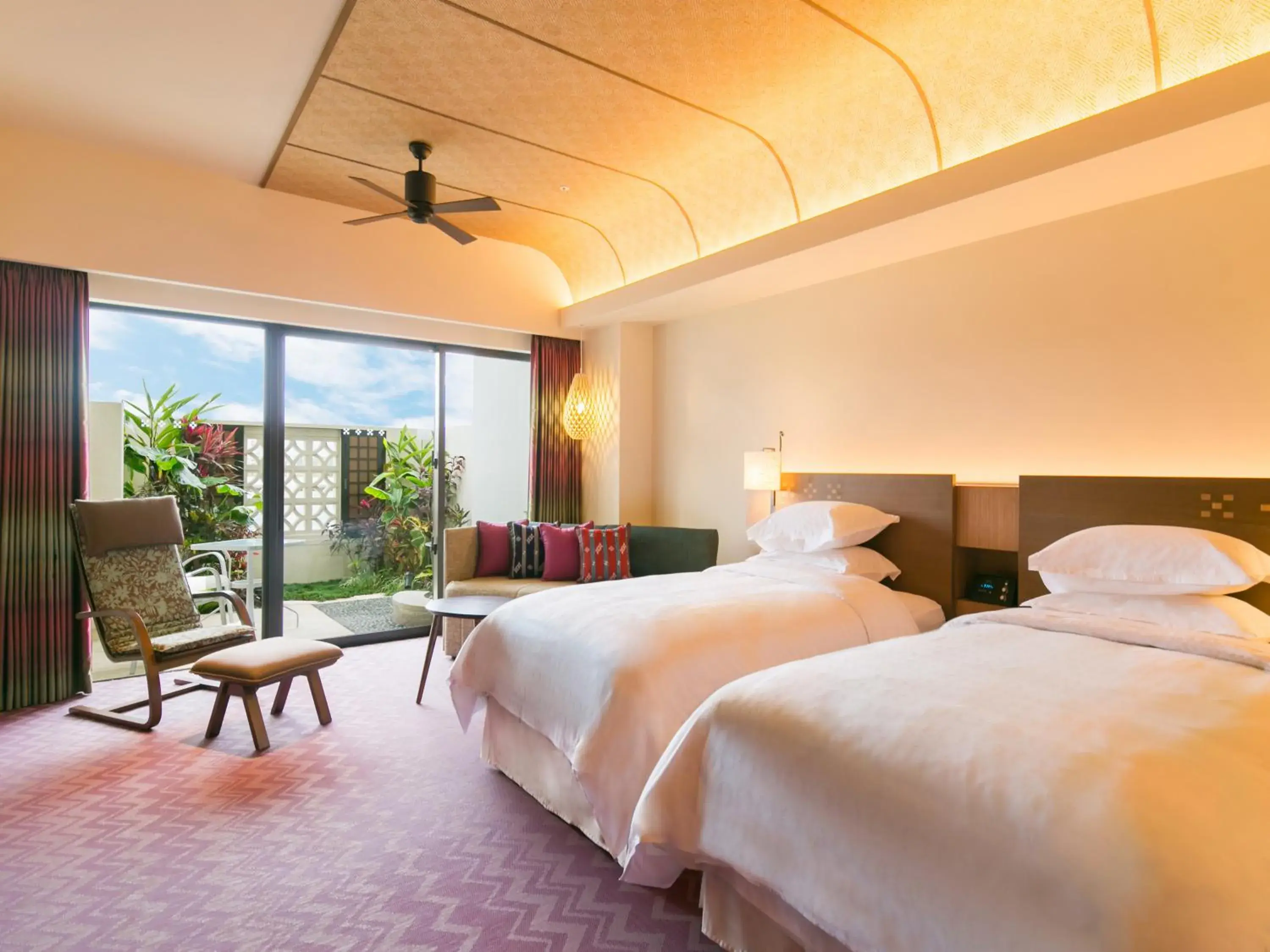 Premium Lanai Room with Extra Beds Garden View - South Tower Non-Smoking in Sheraton Okinawa Sunmarina Resort Premium Lanai Room with Extra Beds Garden View - South Tower Non-Smoking in Sheraton Okinawa Sunmarina Resort