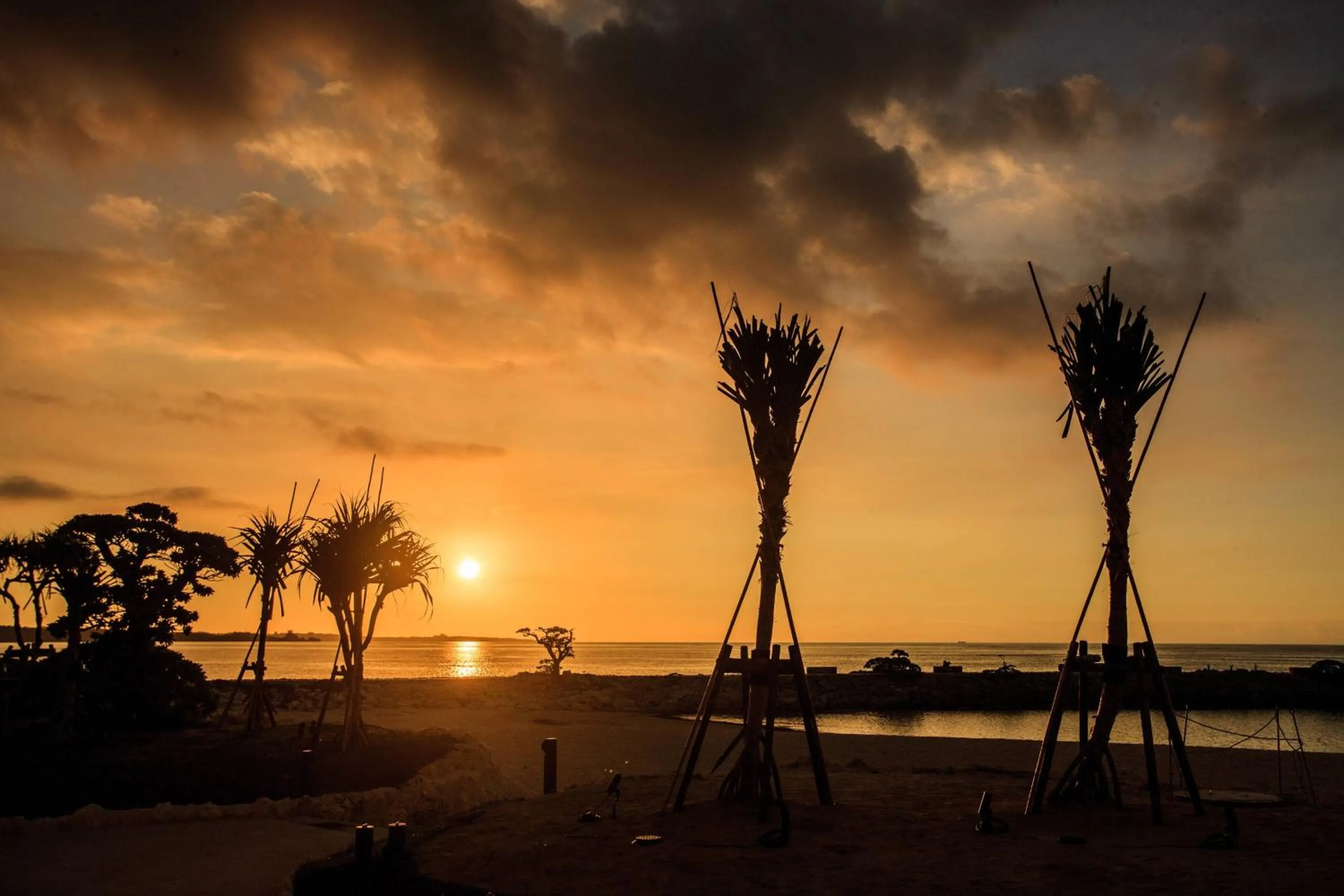 Beach in Sheraton Okinawa Sunmarina Resort