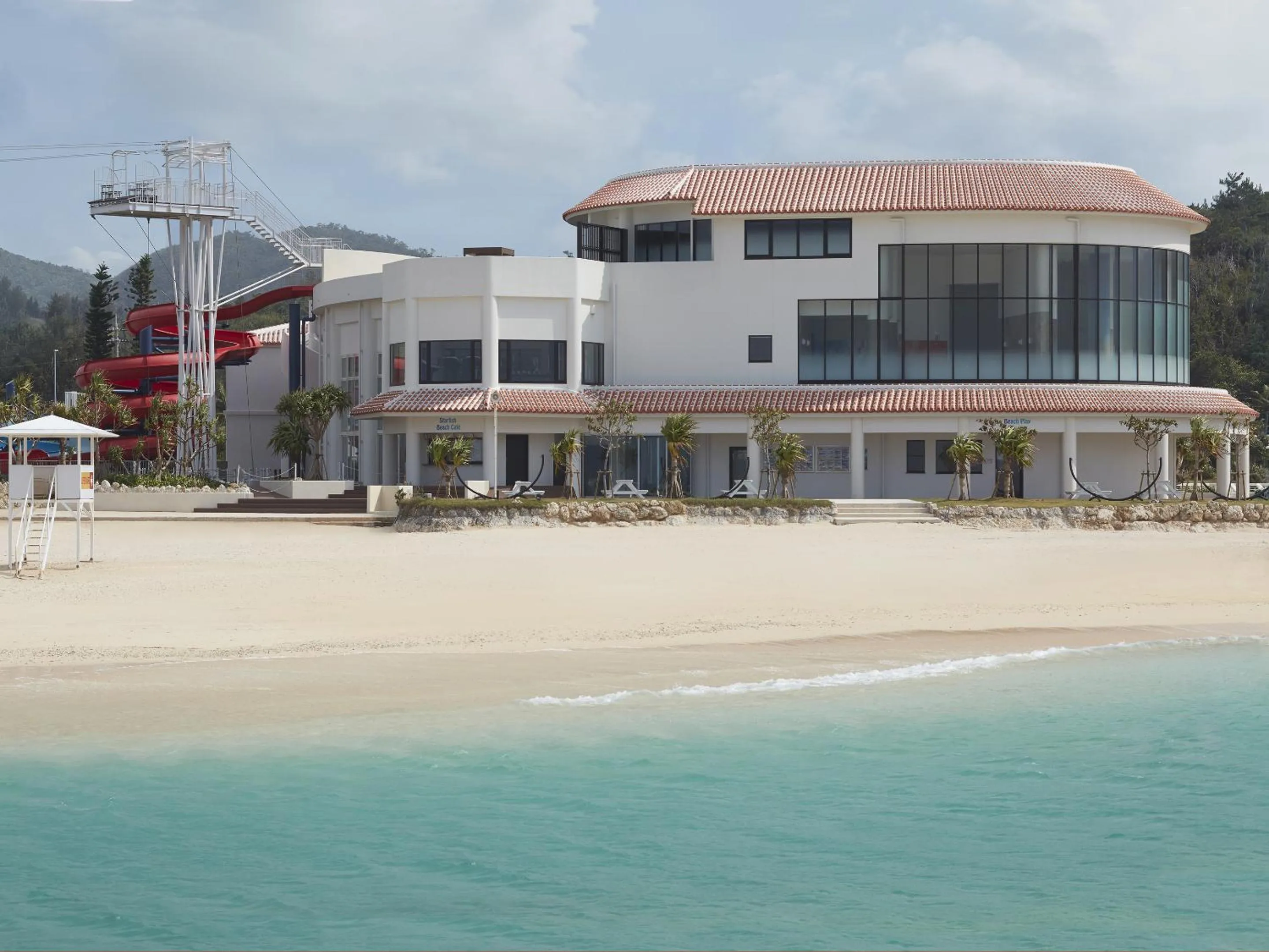 Property building in Sheraton Okinawa Sunmarina Resort