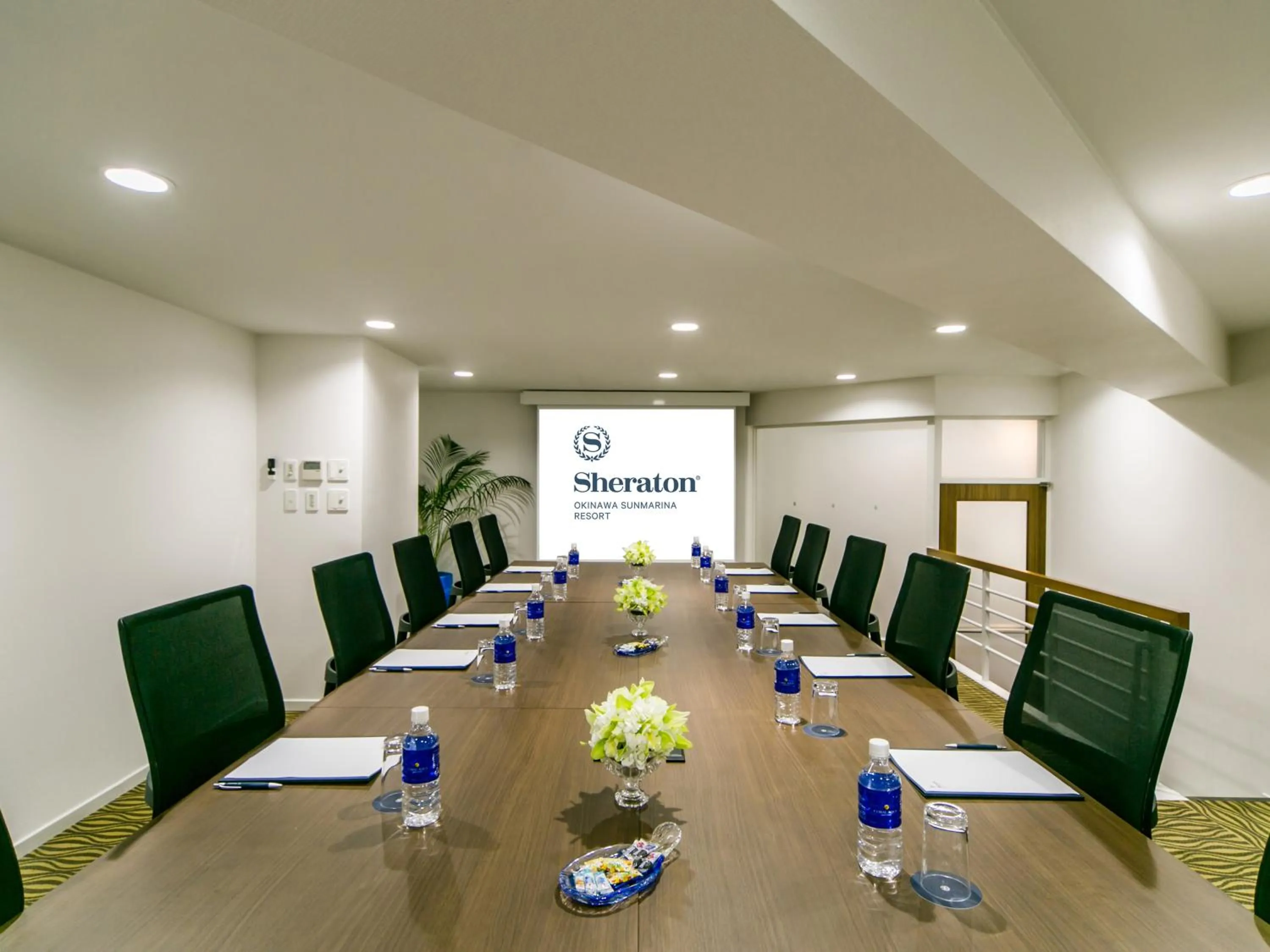 Banquet/Function facilities in Sheraton Okinawa Sunmarina Resort