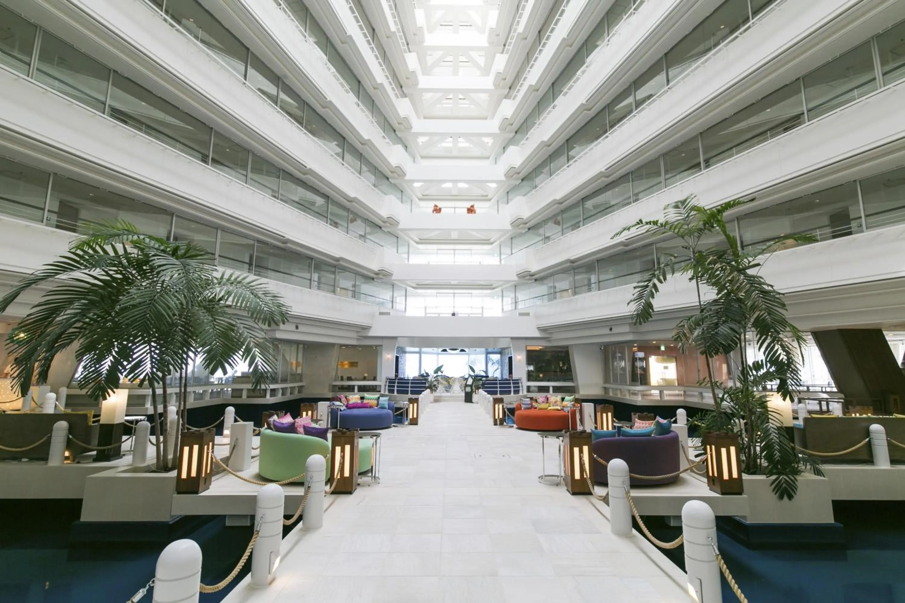 Lobby or reception in Sheraton Okinawa Sunmarina Resort