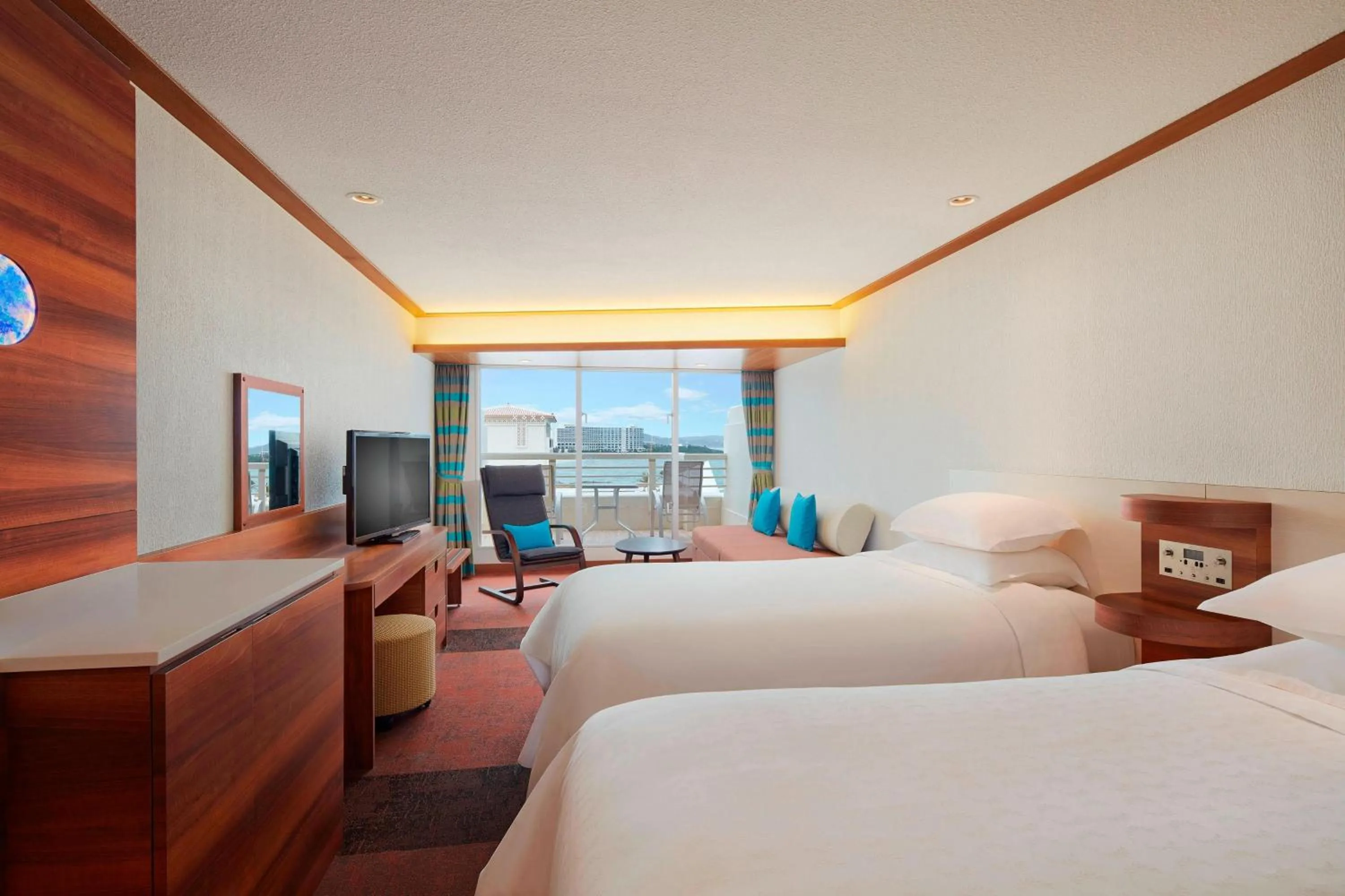 Photo of the whole room in Sheraton Okinawa Sunmarina Resort