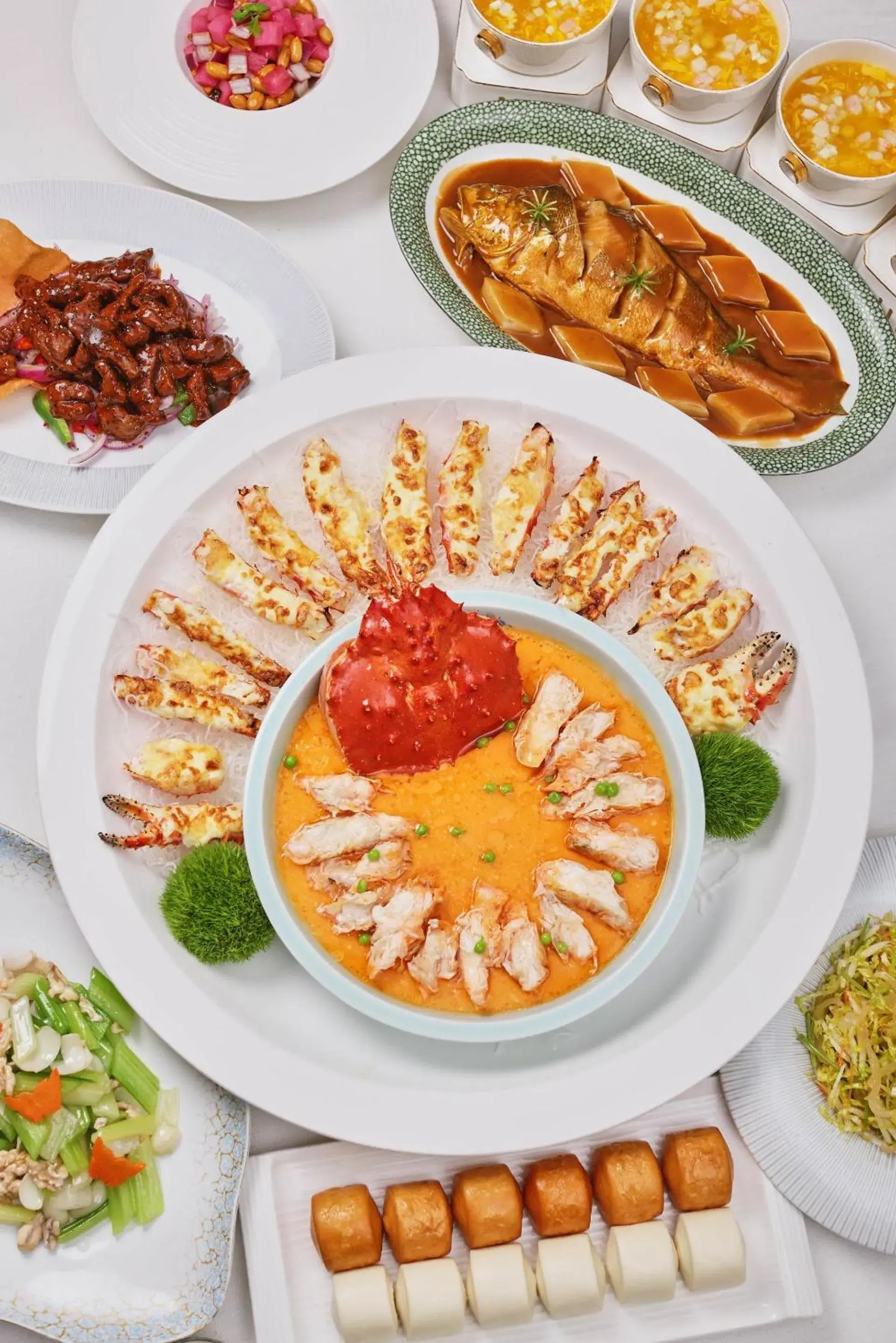 Restaurant/places to eat in Shangri-La Dalian Restaurant/places to eat in Shangri-La Dalian