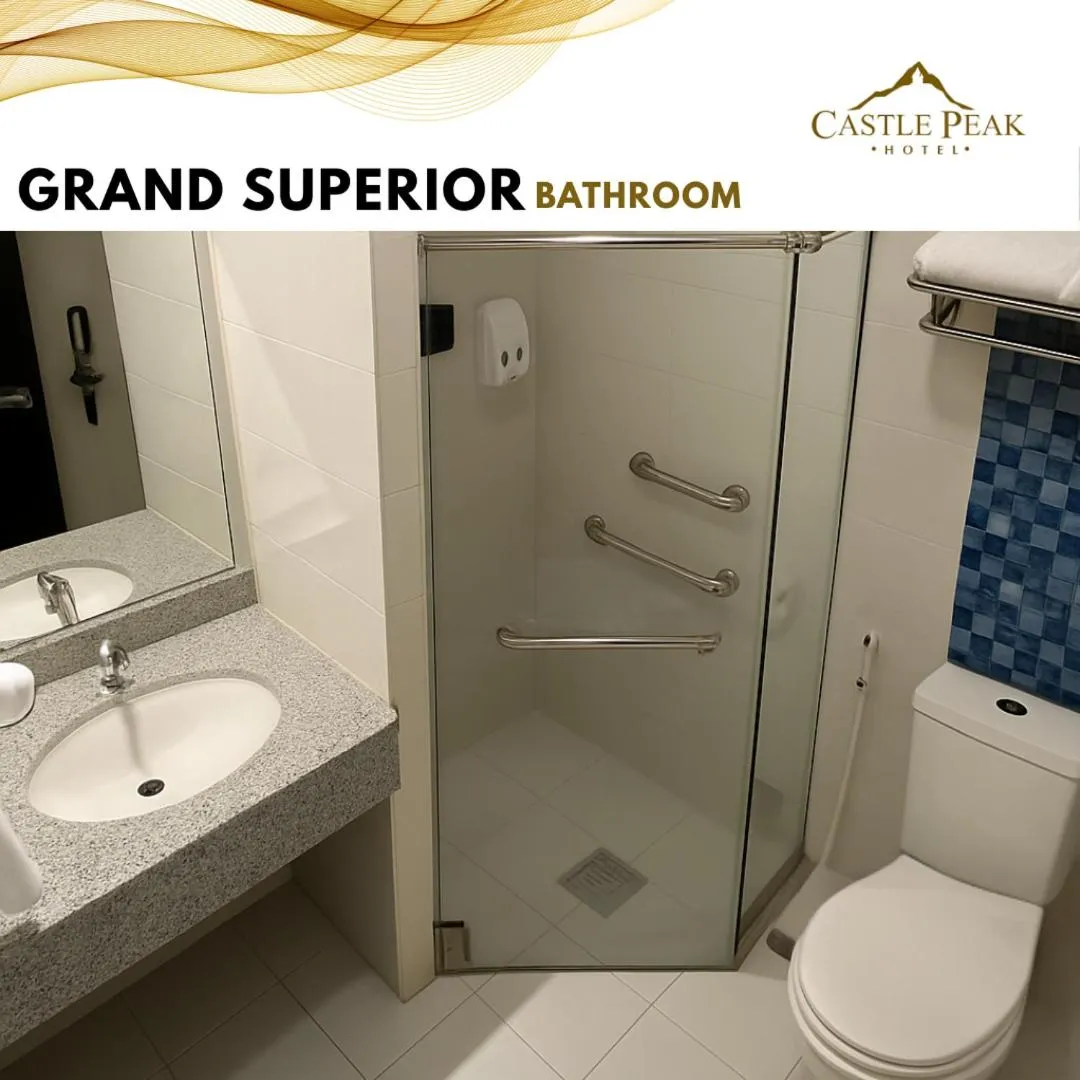 Bathroom in Castle Peak Hotel