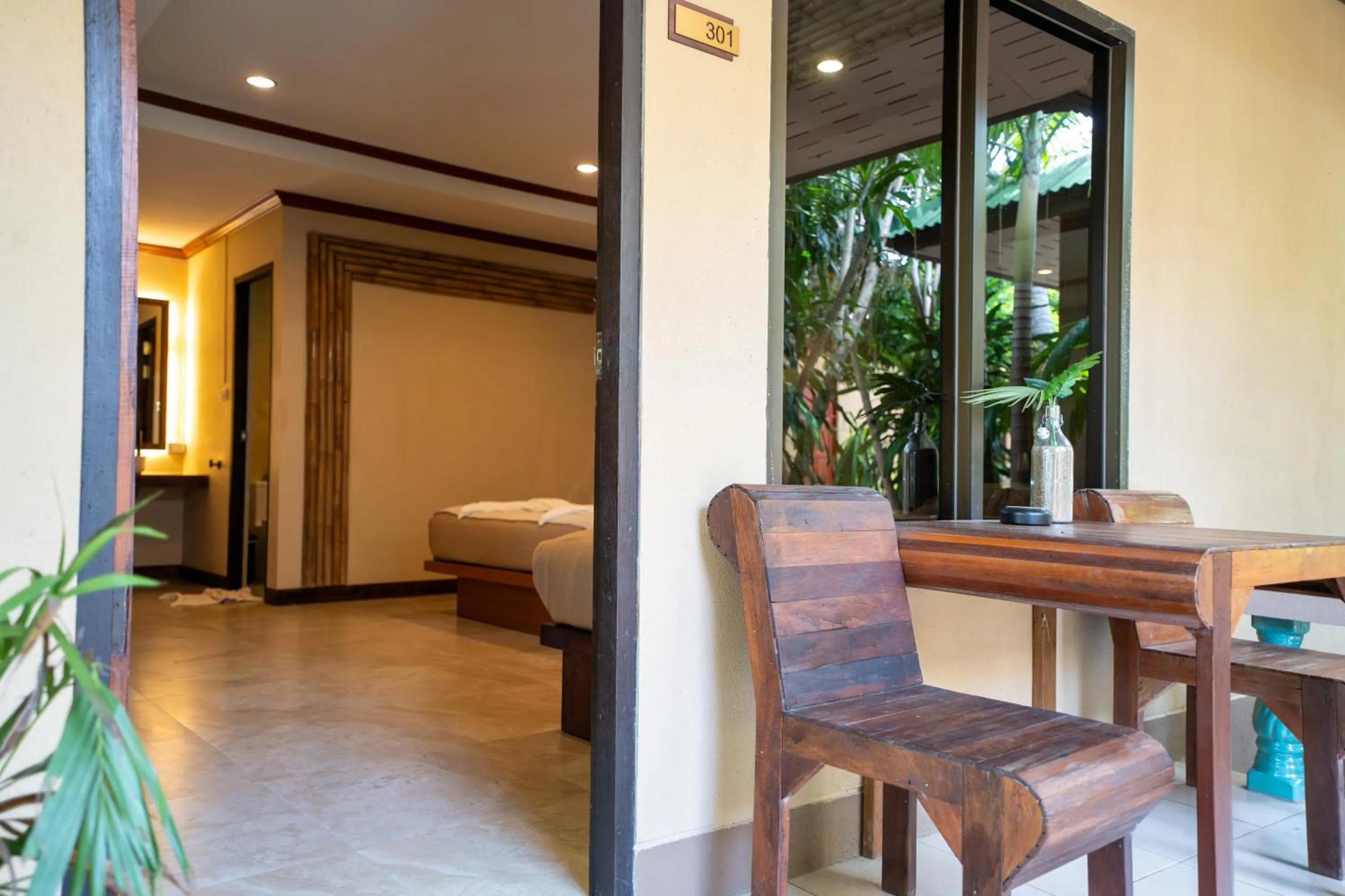 Seating area in Lanta Riviera Beach Resort