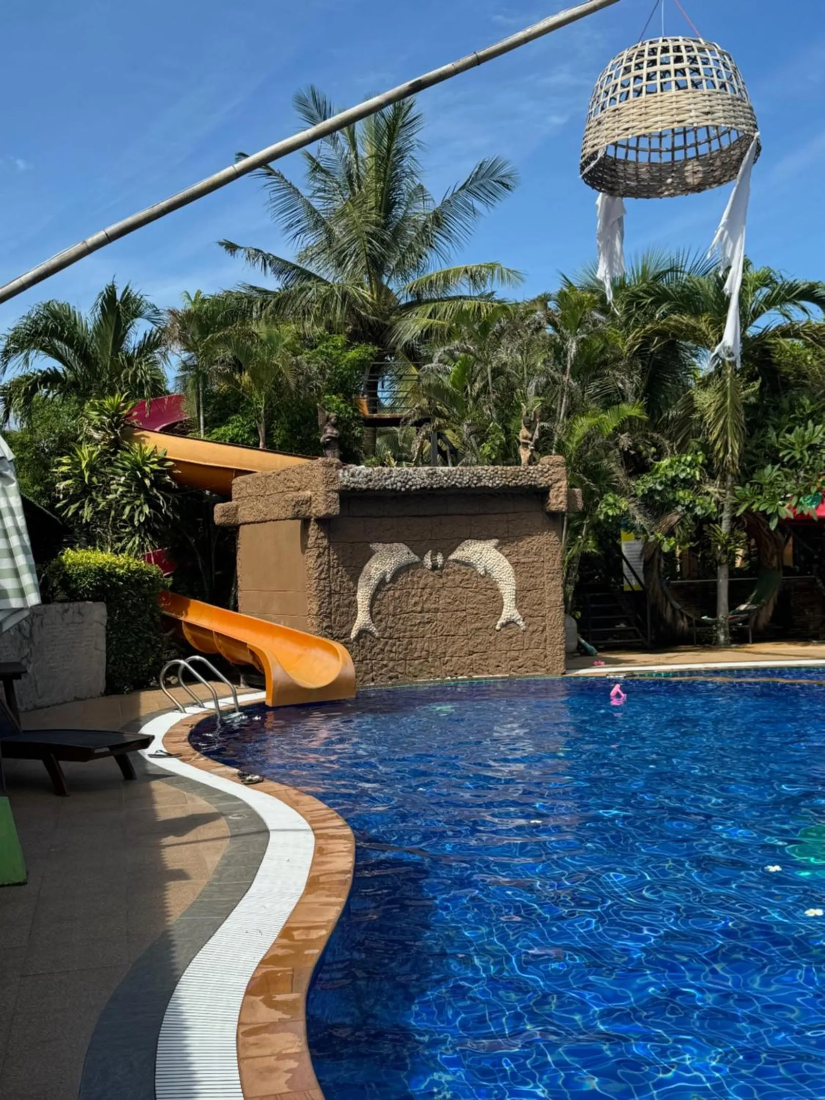 Swimming pool in Lanta Riviera Beach Resort