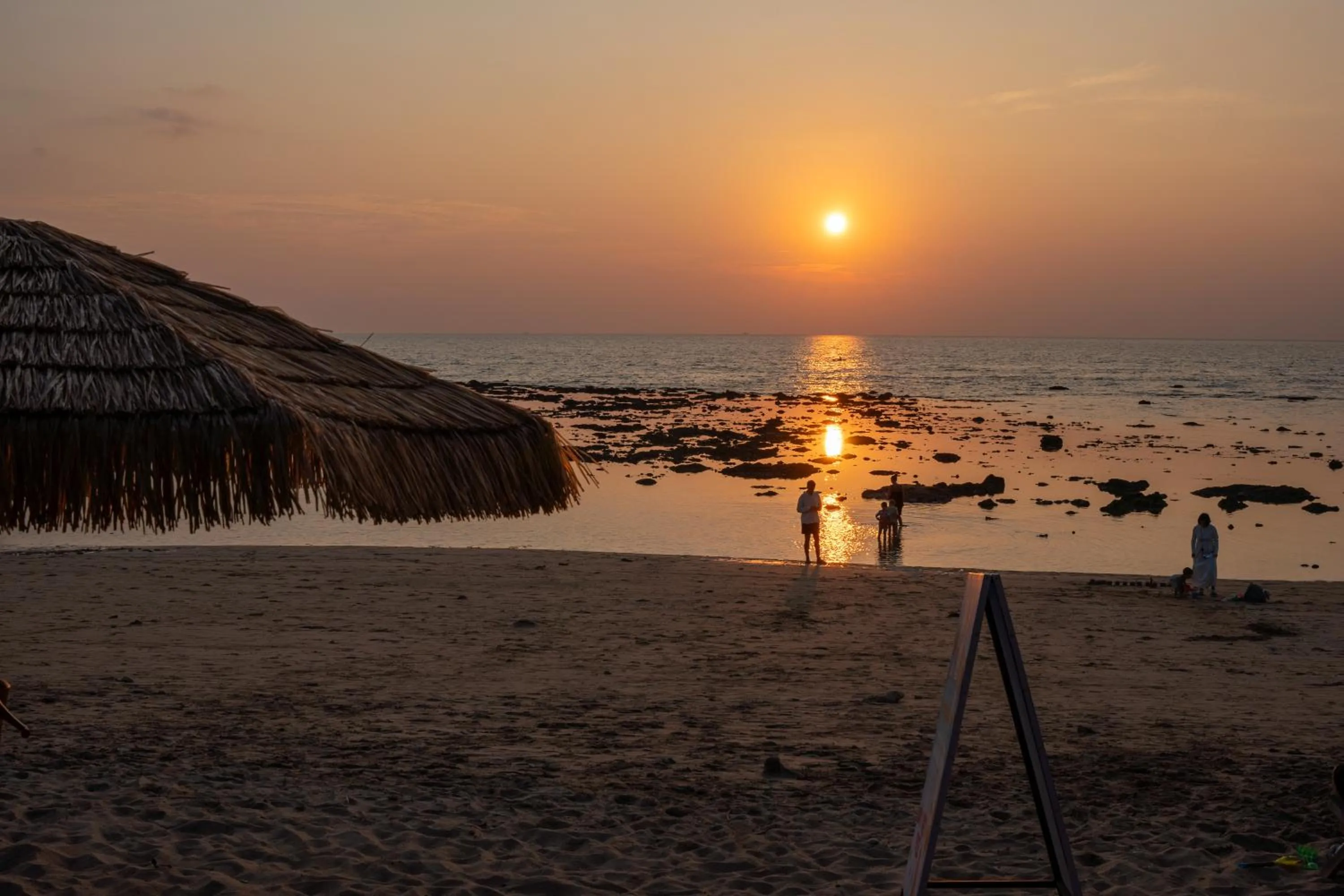 Beach in Lanta Riviera Beach Resort