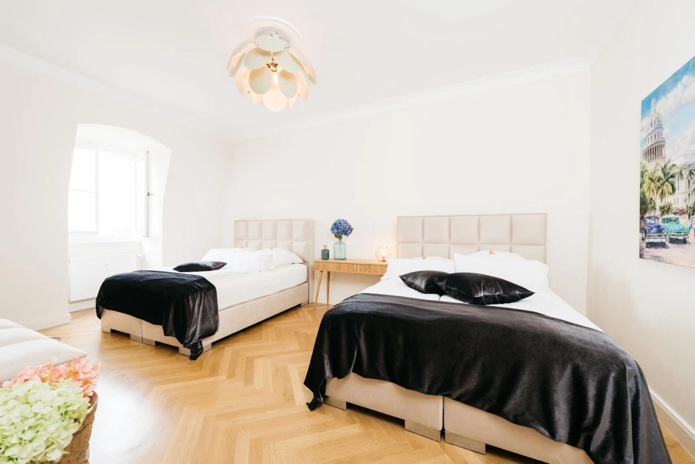 Photo of the whole room, Bed in Osteiner Hof by The Apartment Suite