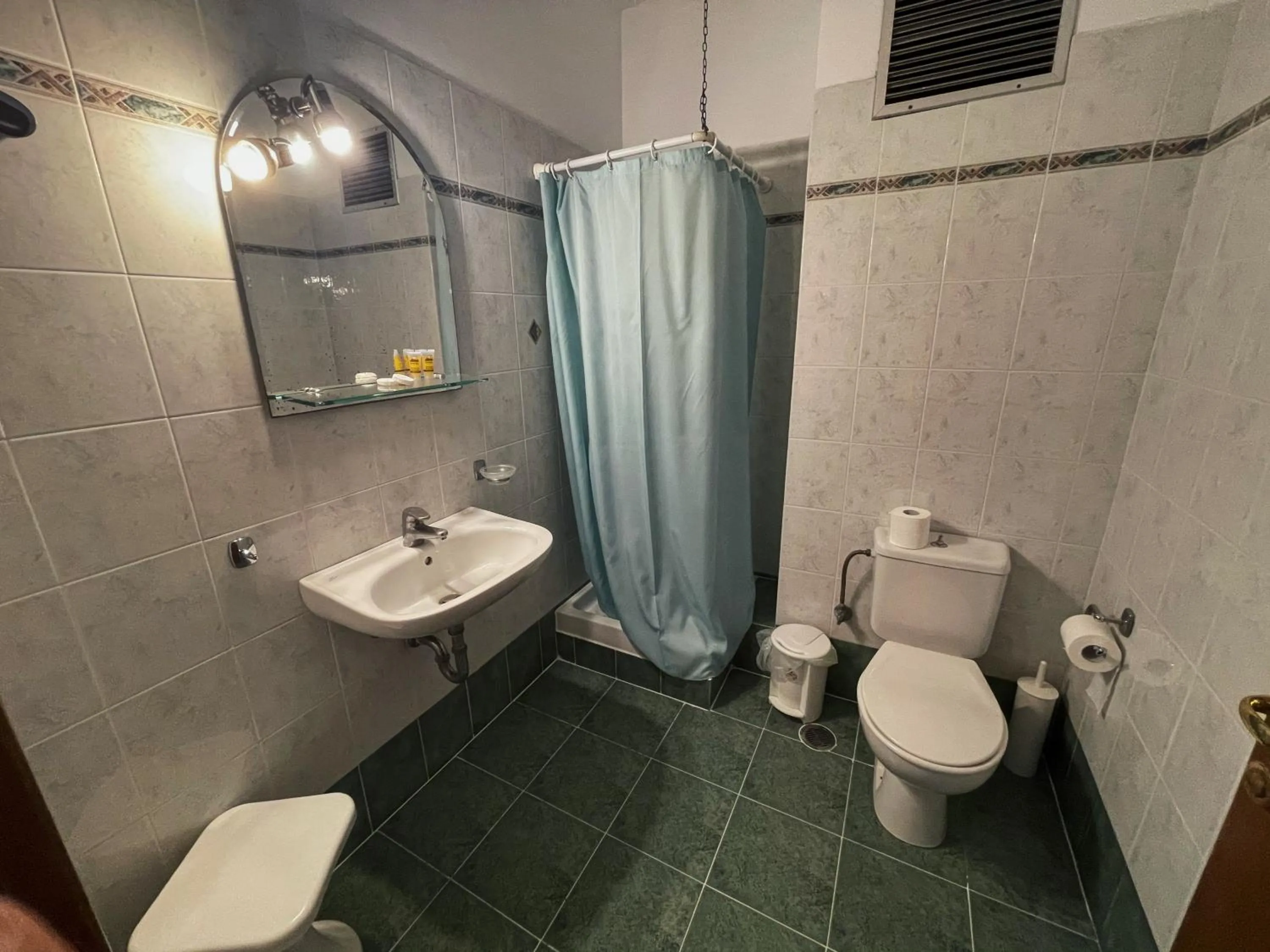 Bathroom in Nafplia Hotel