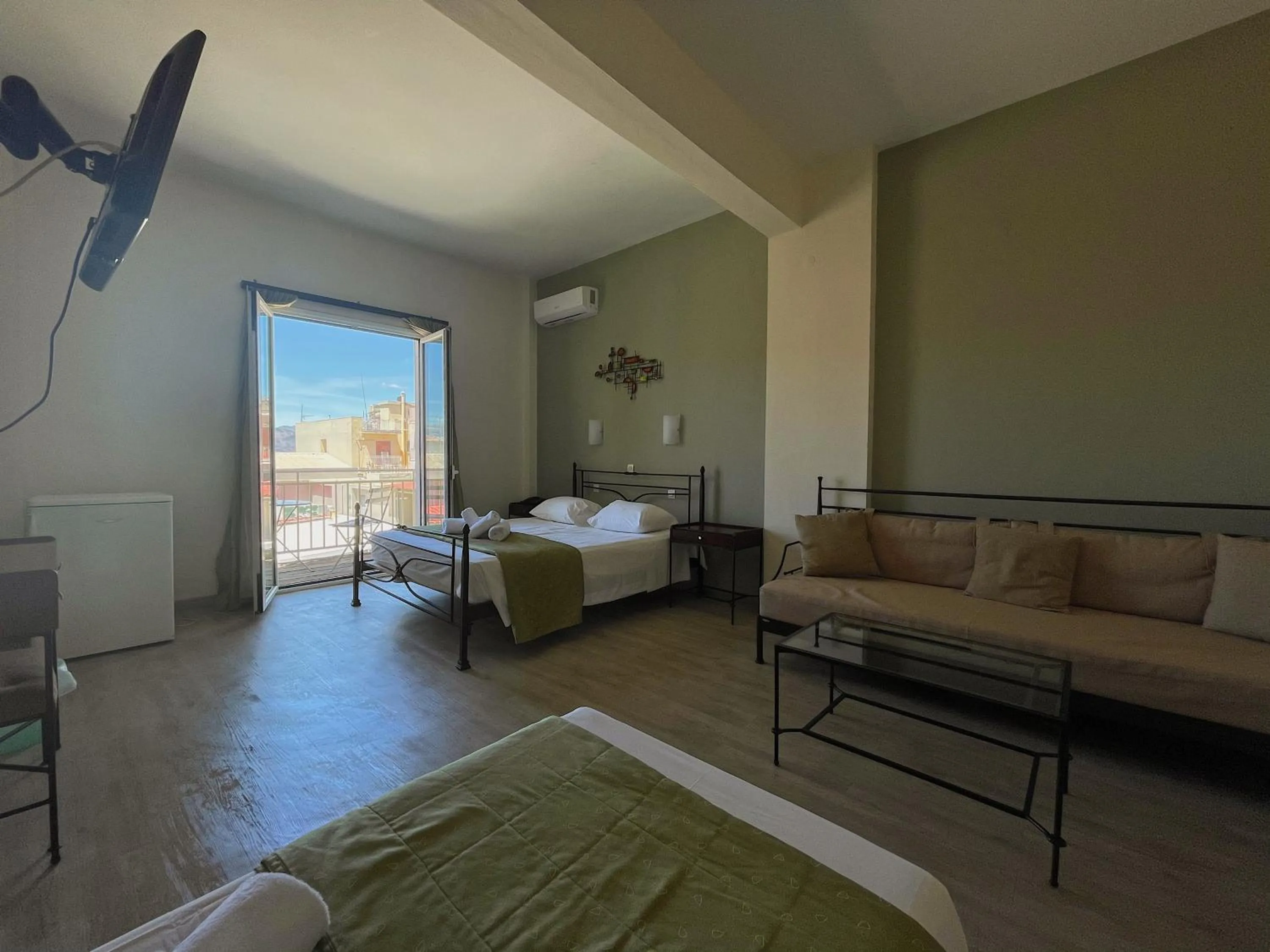 Bedroom, Bed in Nafplia Hotel