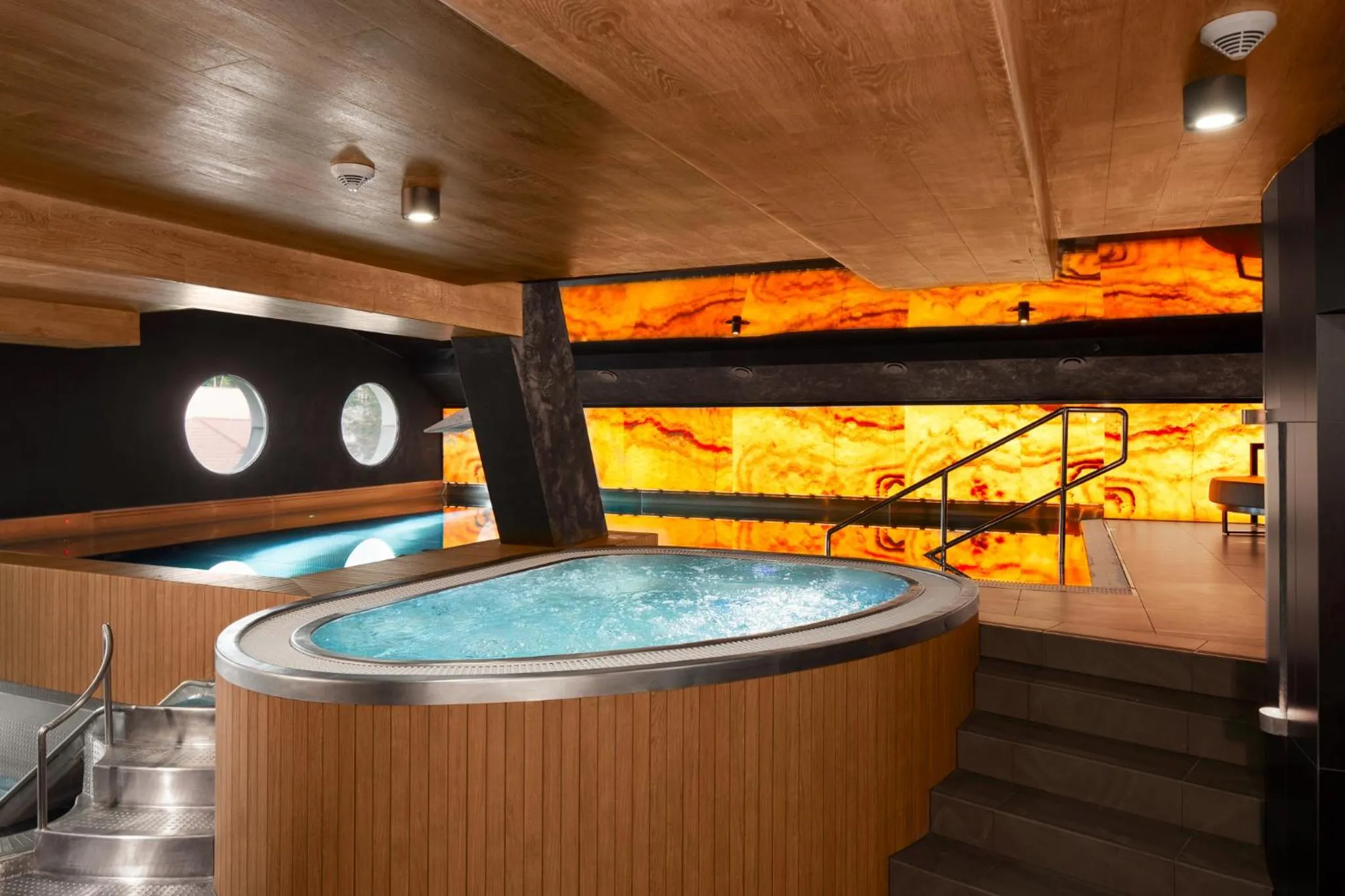 Grand Chotowa Hotel Spa & Resort