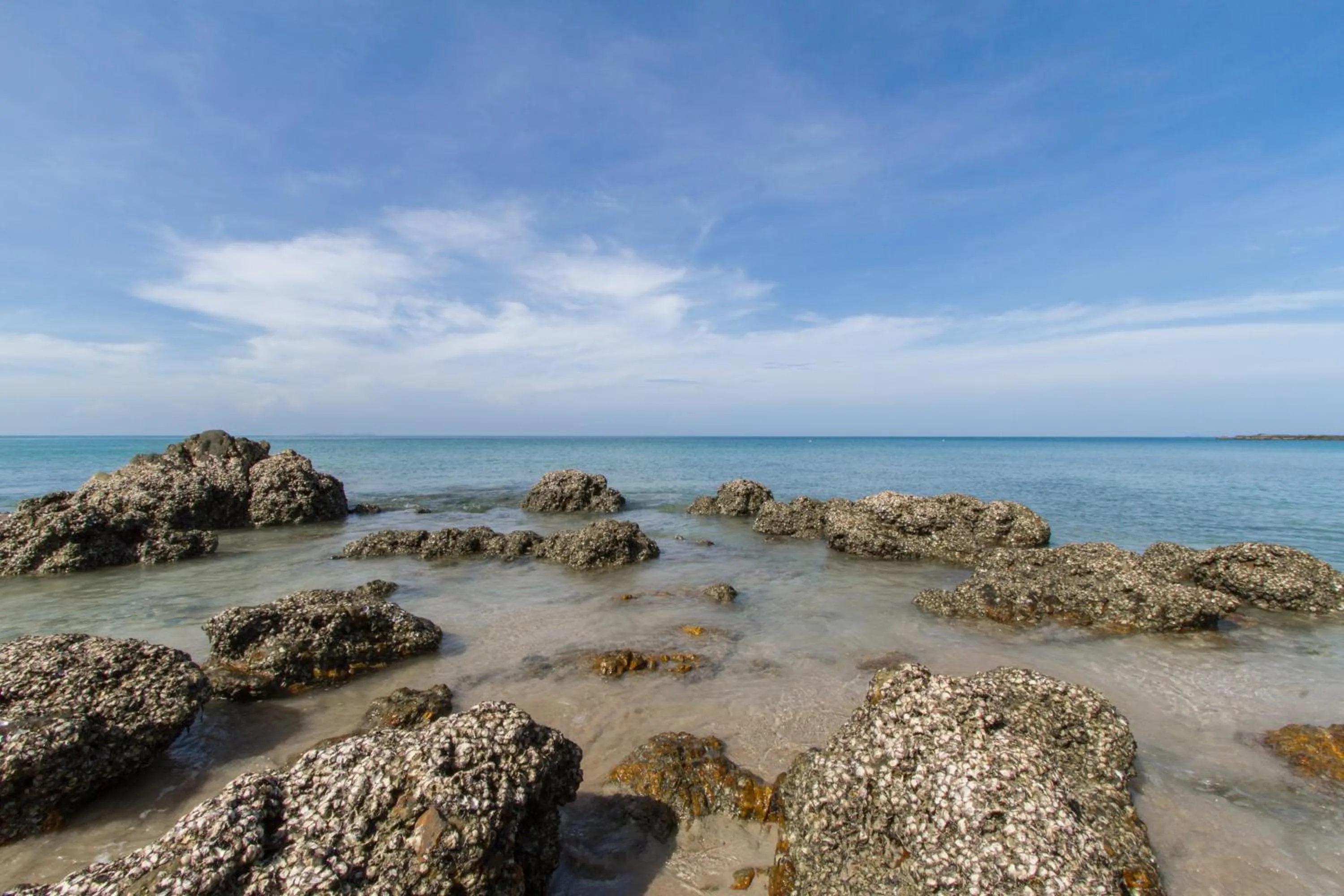 Beach in Anda Lanta Resort