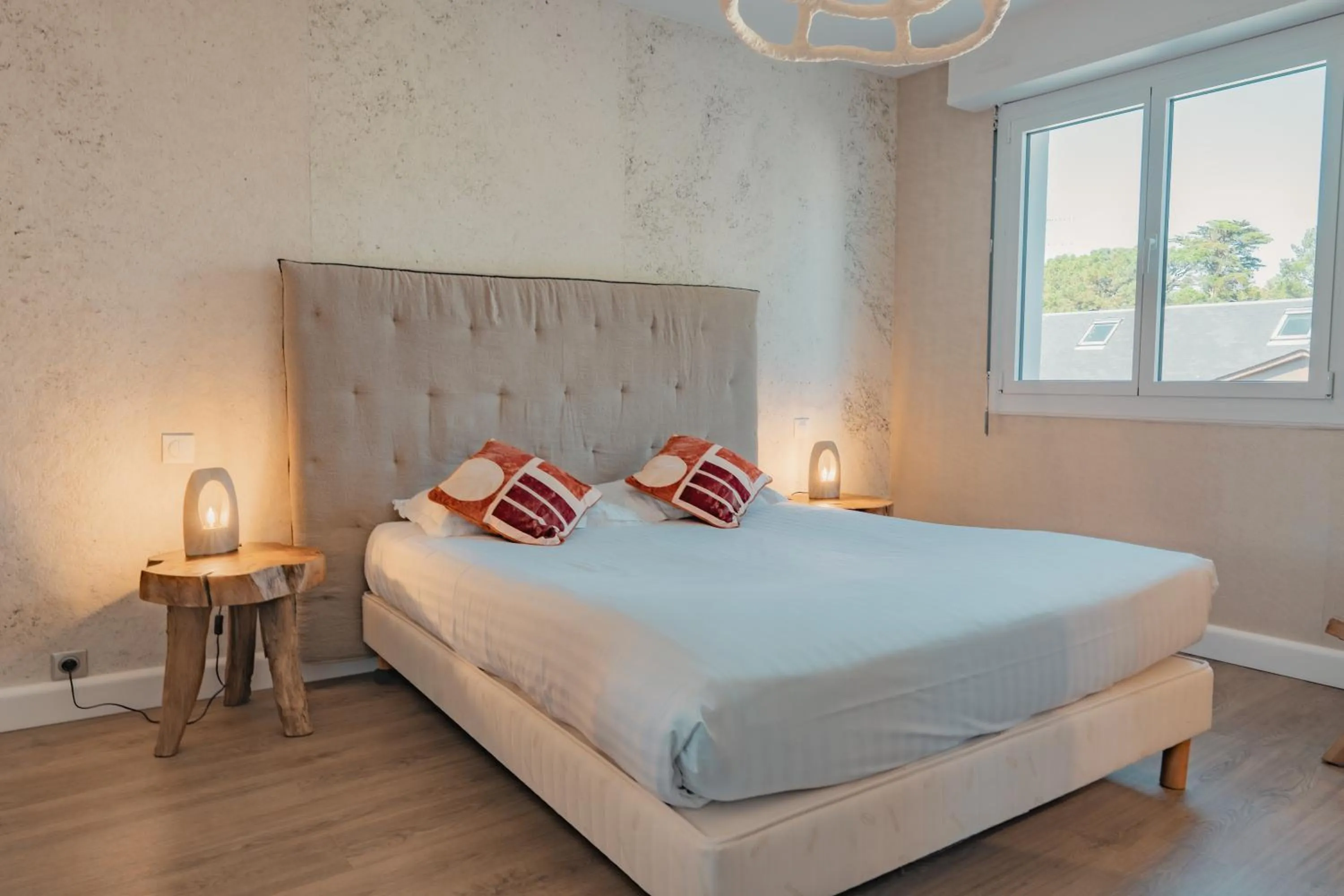 Bed in Hôtel Édenia - Spa Estime&Sens