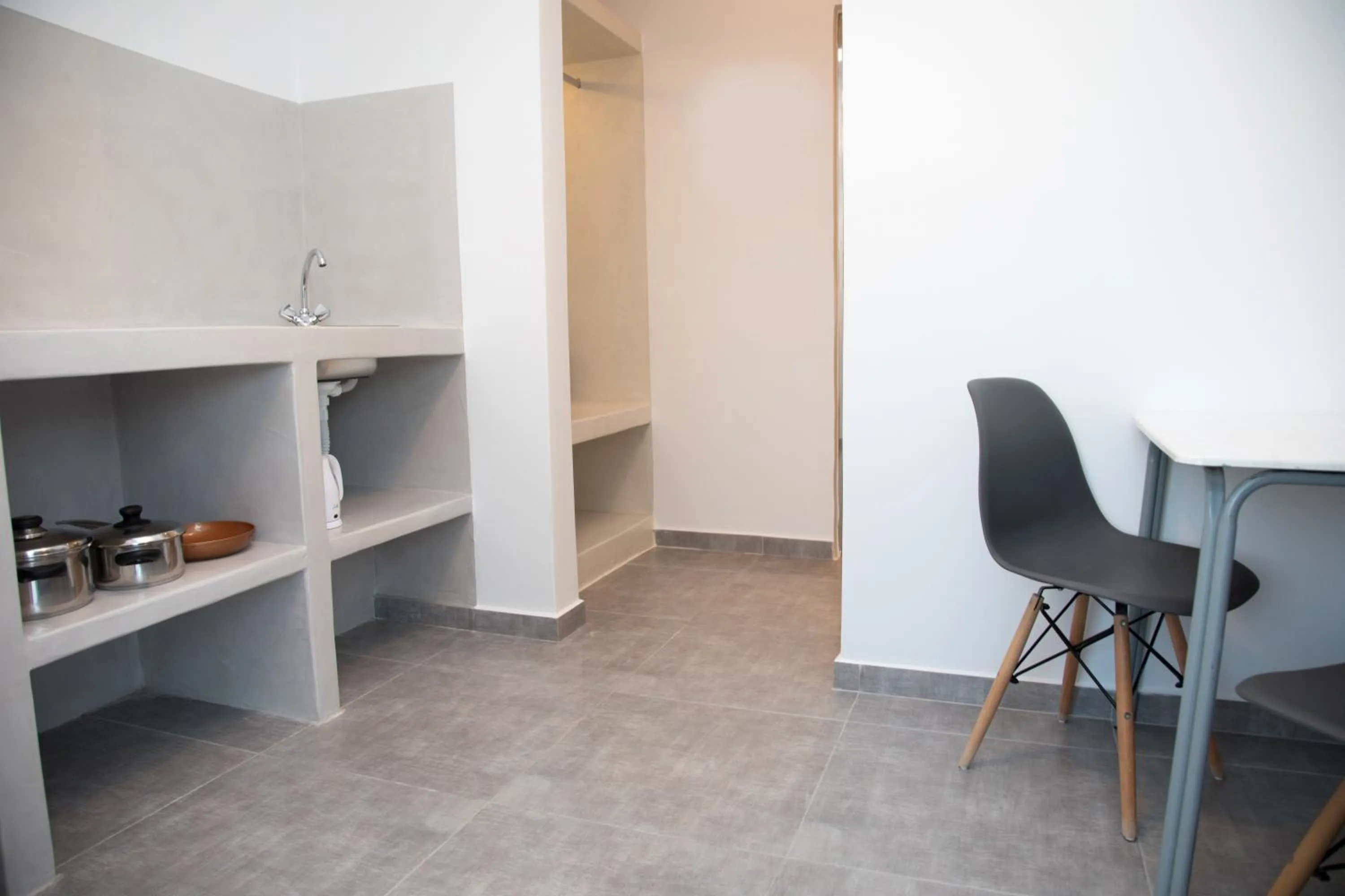 Markakis Studios Fira Town