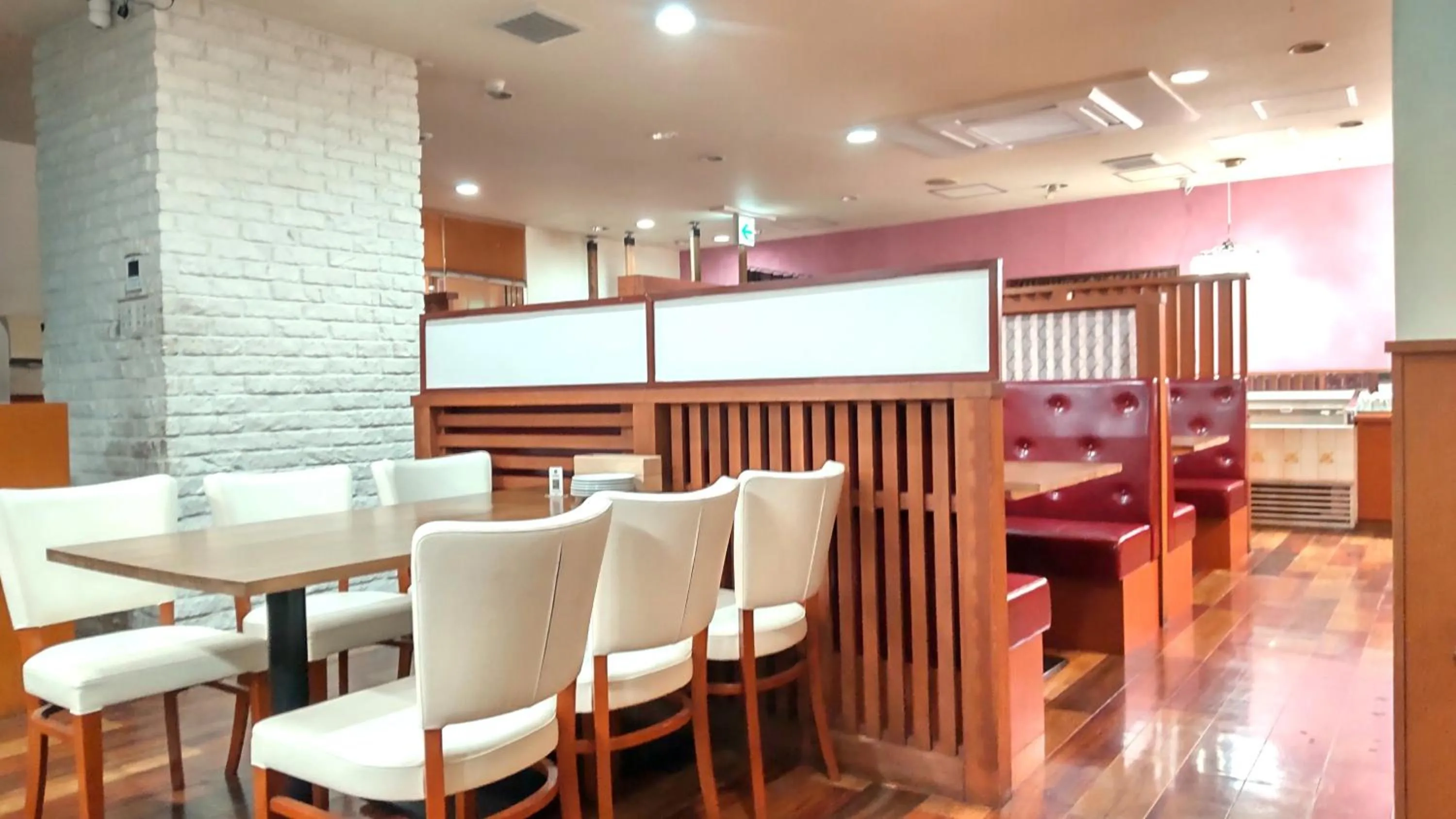 Restaurant/places to eat in Yono Daiichi Hotel