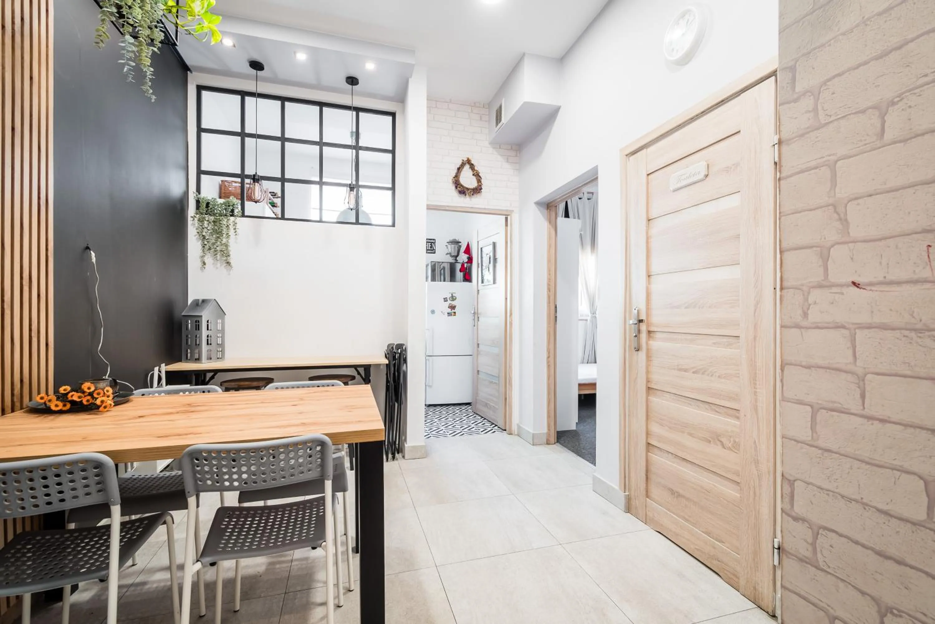 Dining area in Master Corner Apartment