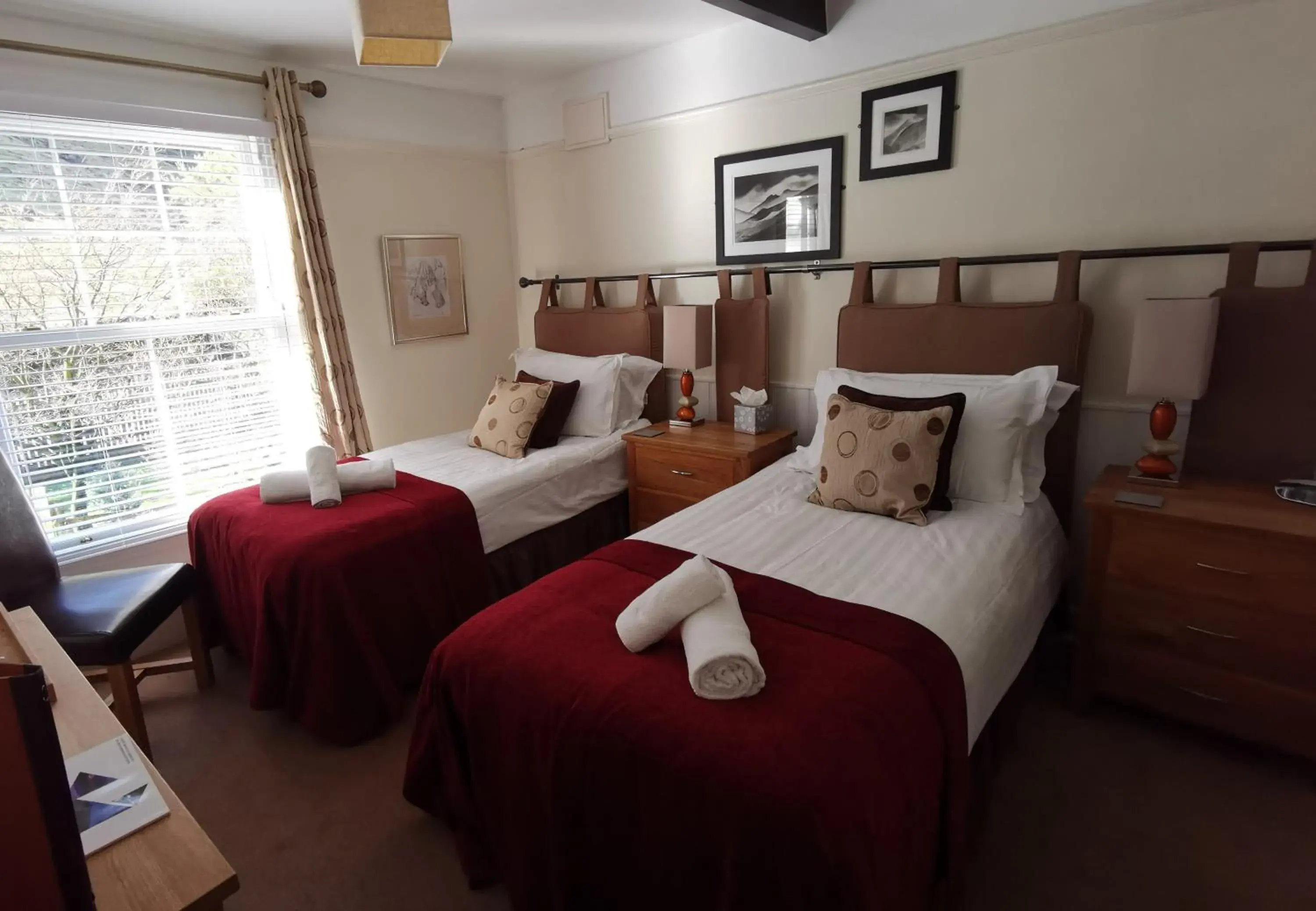 Double or Twin Room with Shower in The Langstrath Country Inn Double or Twin Room with Shower in The Langstrath Country Inn