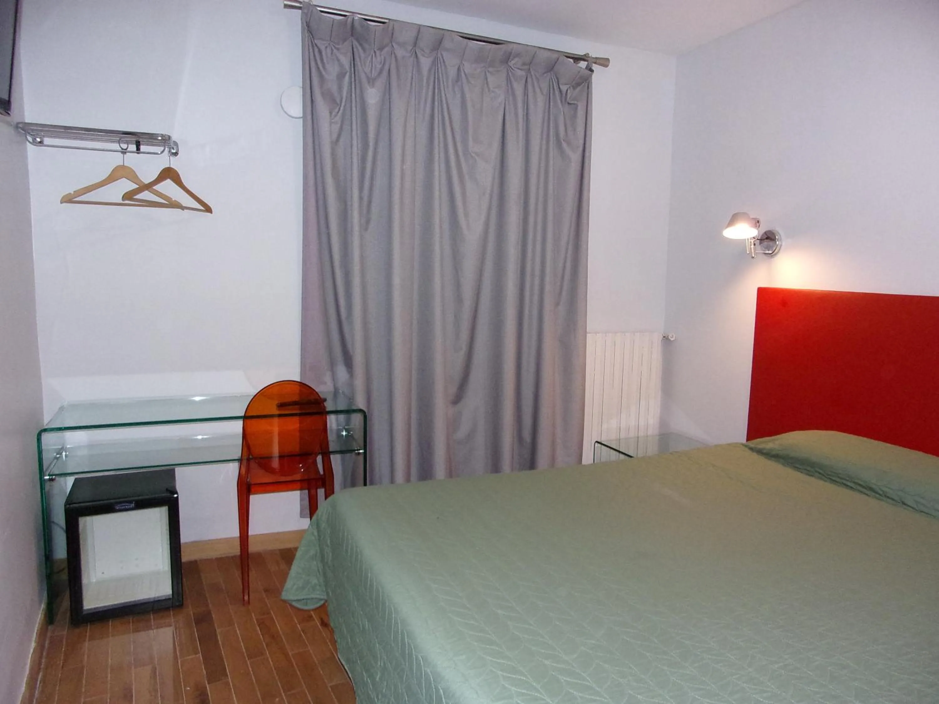 Bed in Hôtel de Lorraine