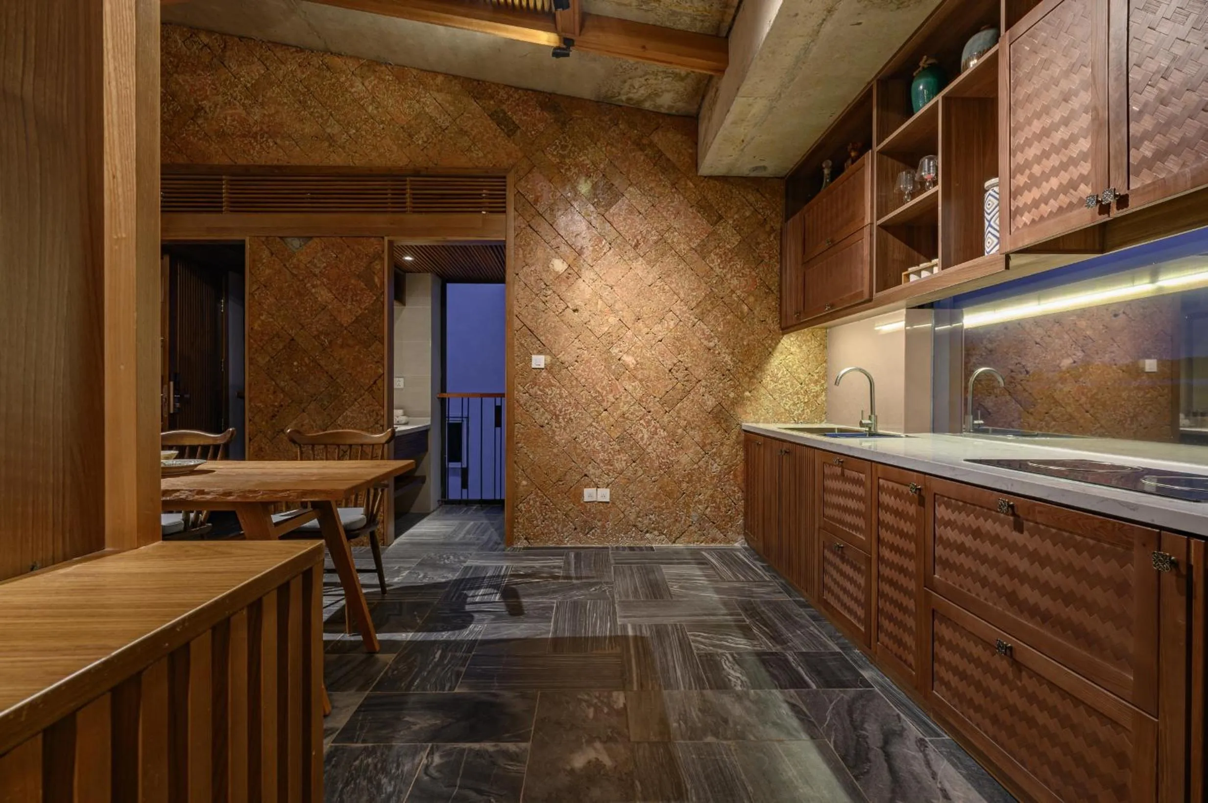 Kitchen or kitchenette in Mai's Boutique