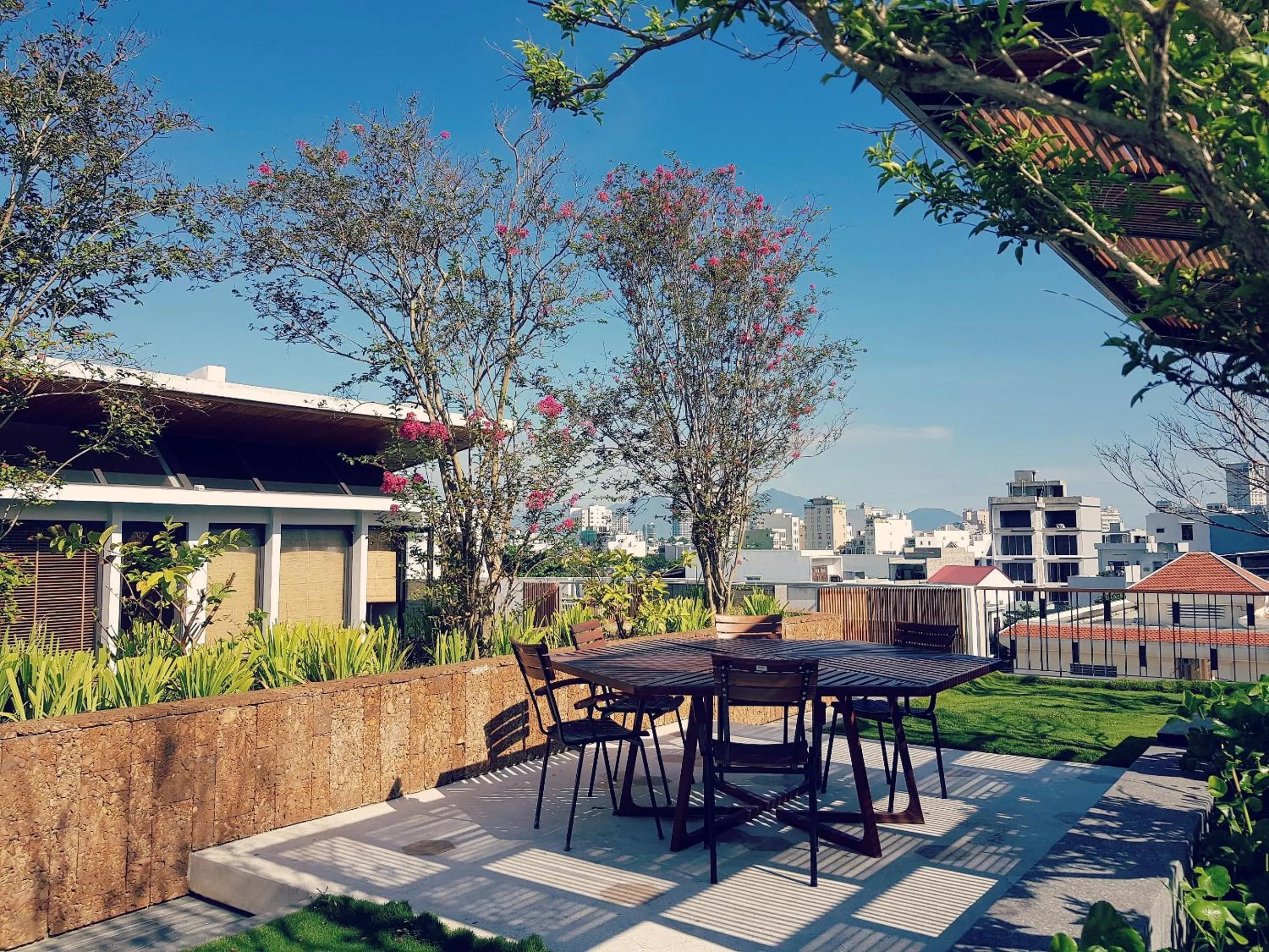 Property building in Mai's Boutique