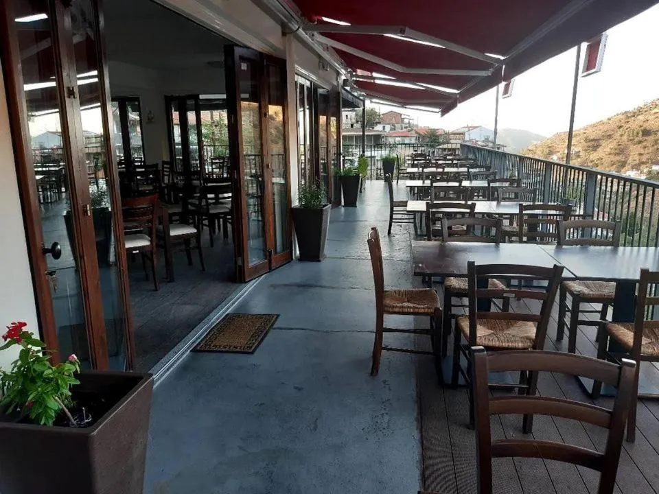 Property building in Theoxenia