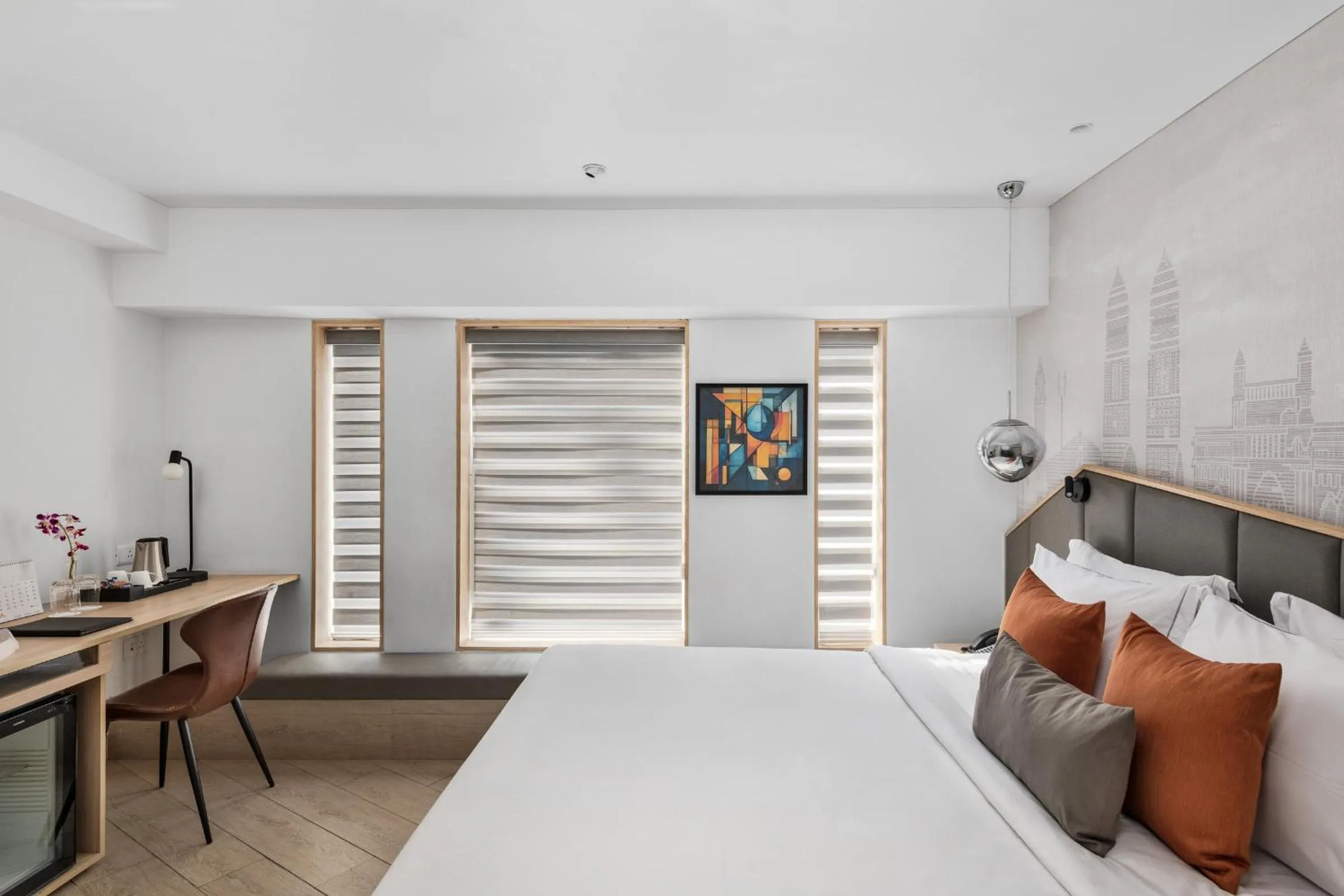 Bedroom, Bed in Hotel Suncity Residency