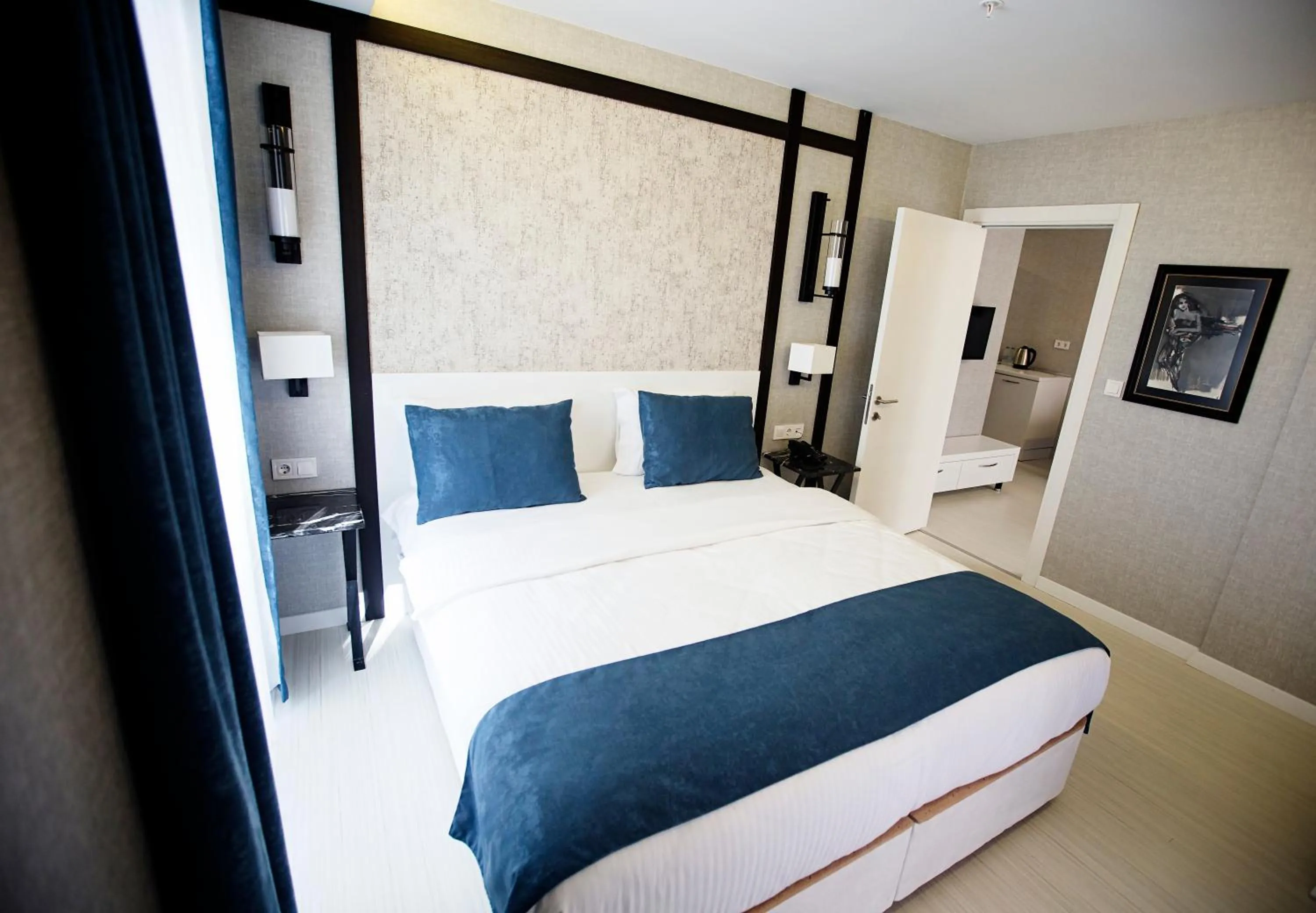 Bedroom, Bed in Gardenya Suite Hotel