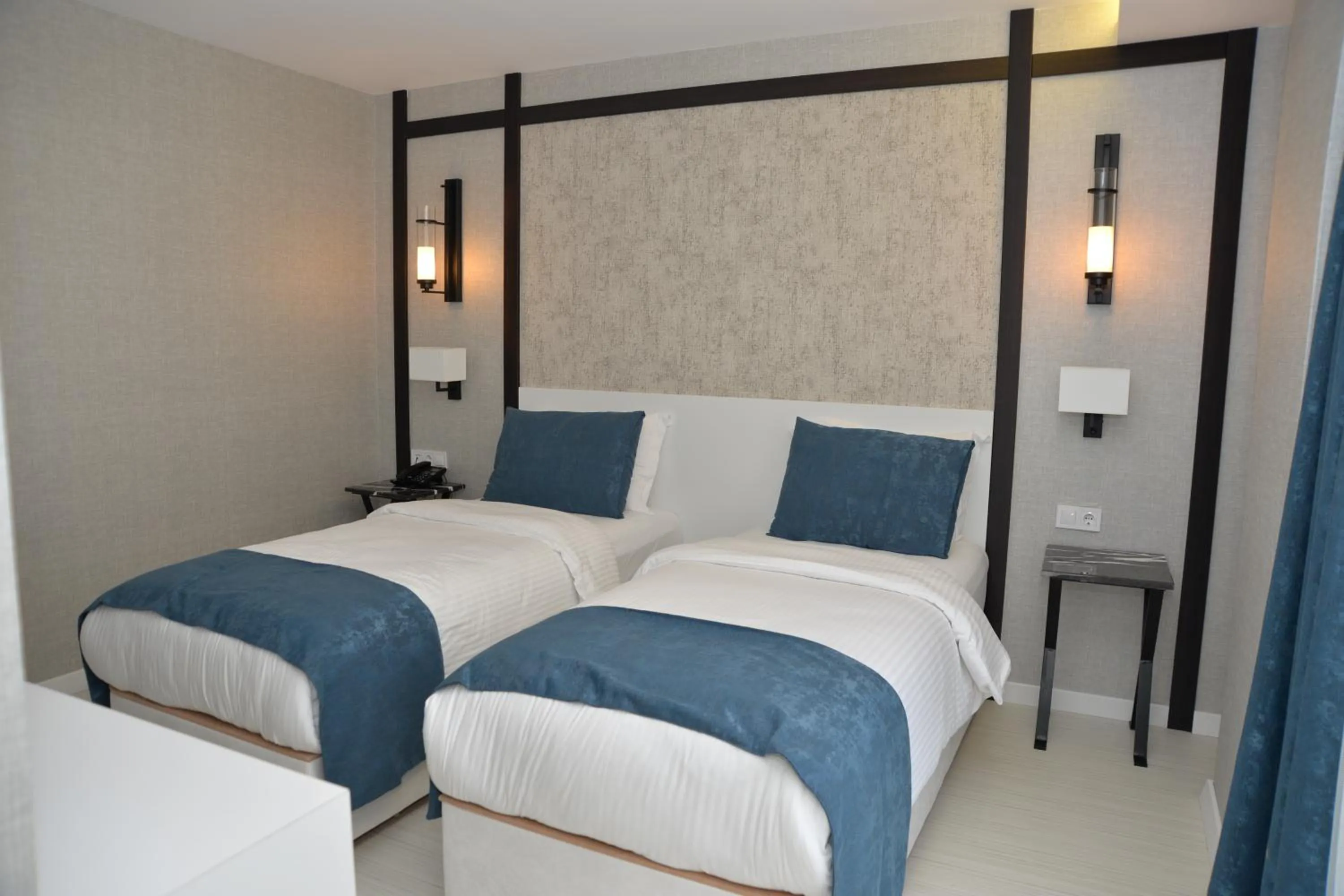 Bedroom, Bed in Gardenya Suite Hotel