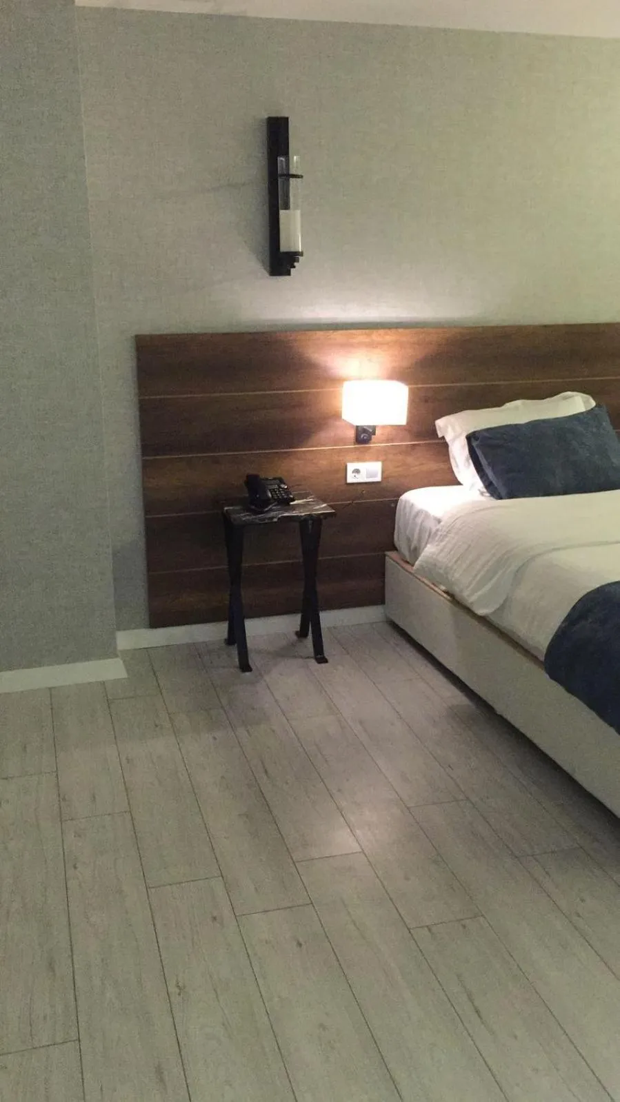 Bed in Gardenya Suite Hotel