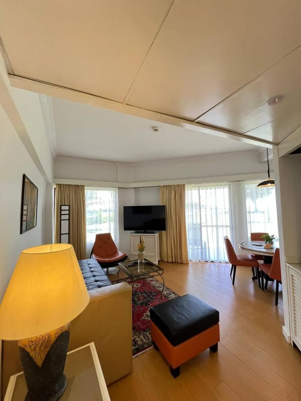 TV and multimedia in Holiday Villa Resort & Beachclub Langkawi