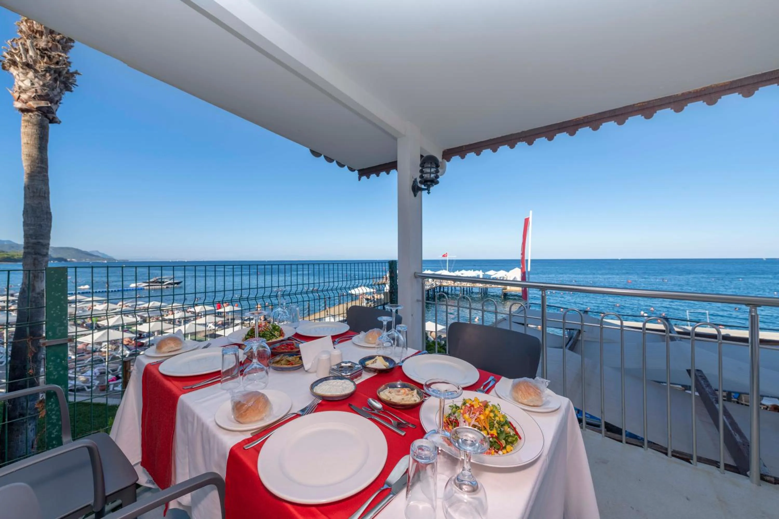 Patio in Armas Beach