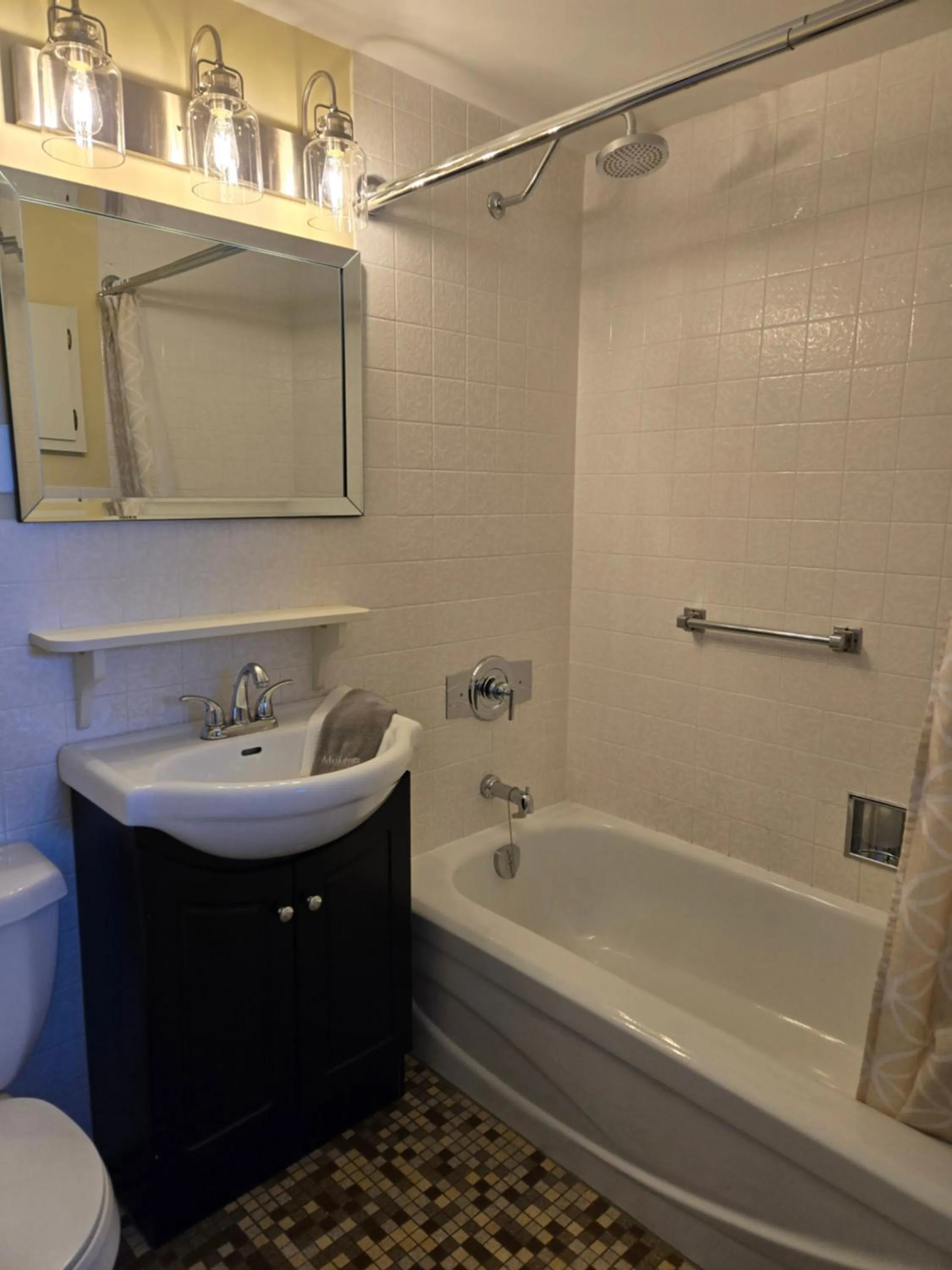 Bathroom in Amherst Shore Country Inn