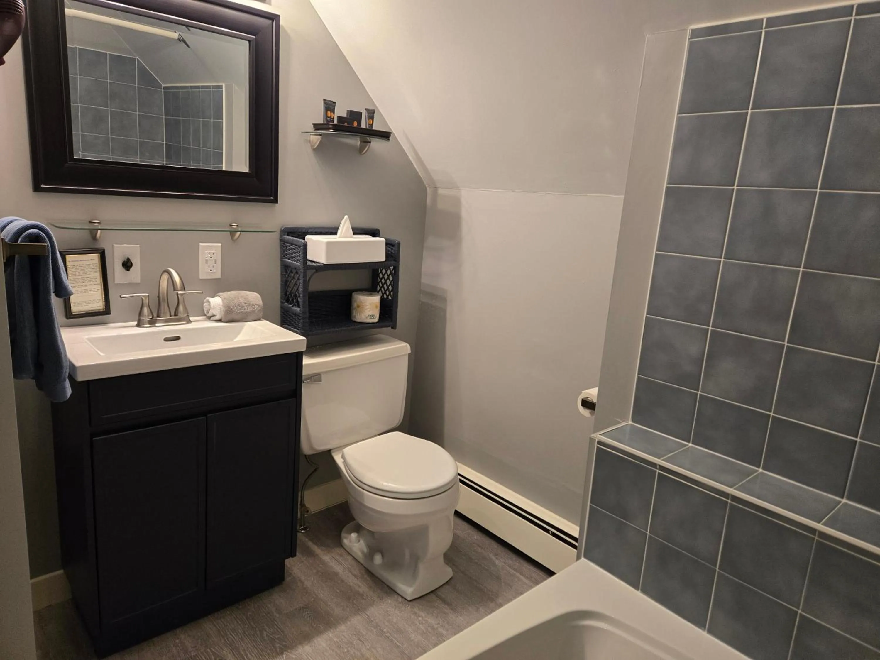 Bathroom in Amherst Shore Country Inn