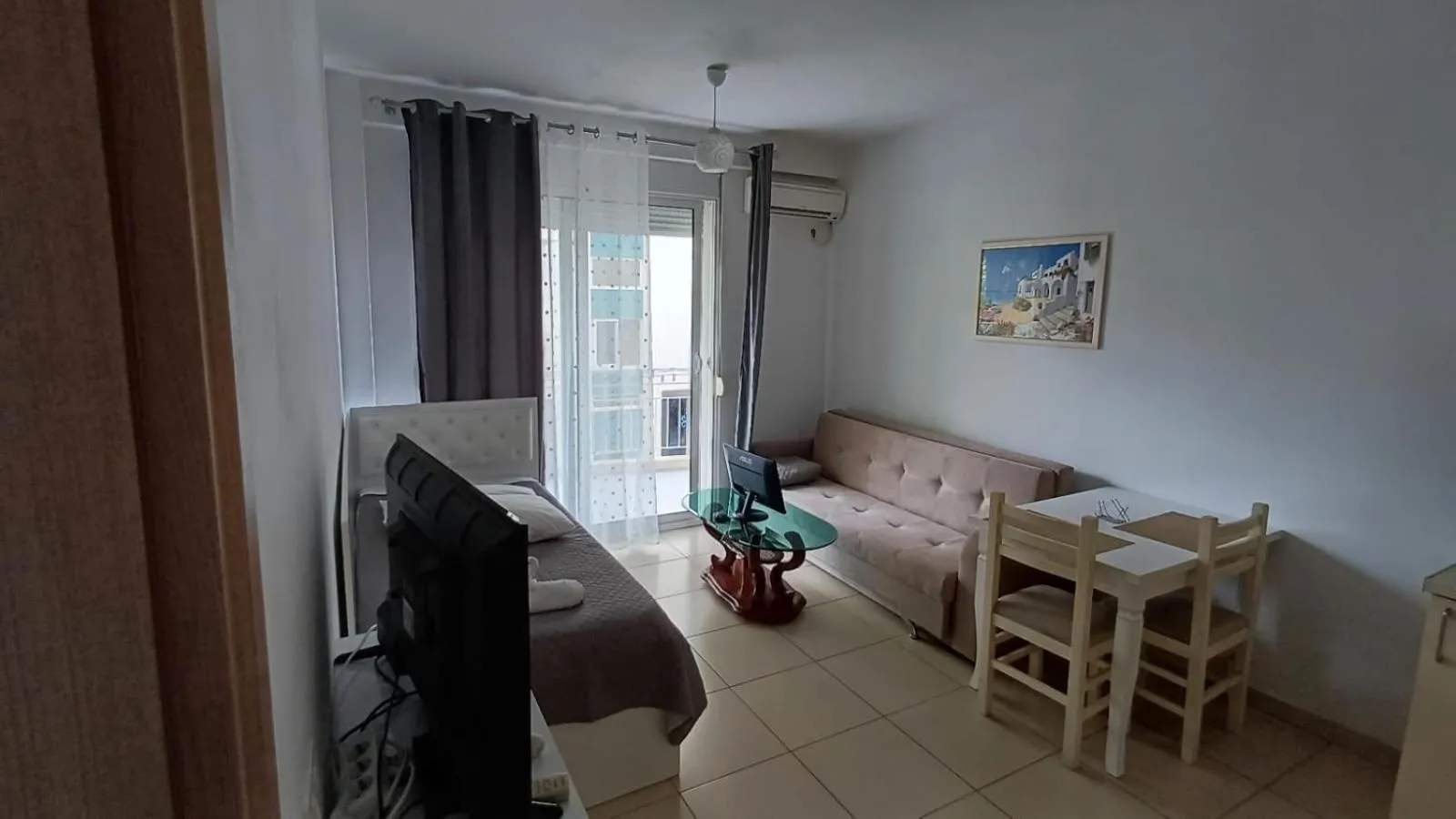Apartment with Mountain View in Redsun Apartment