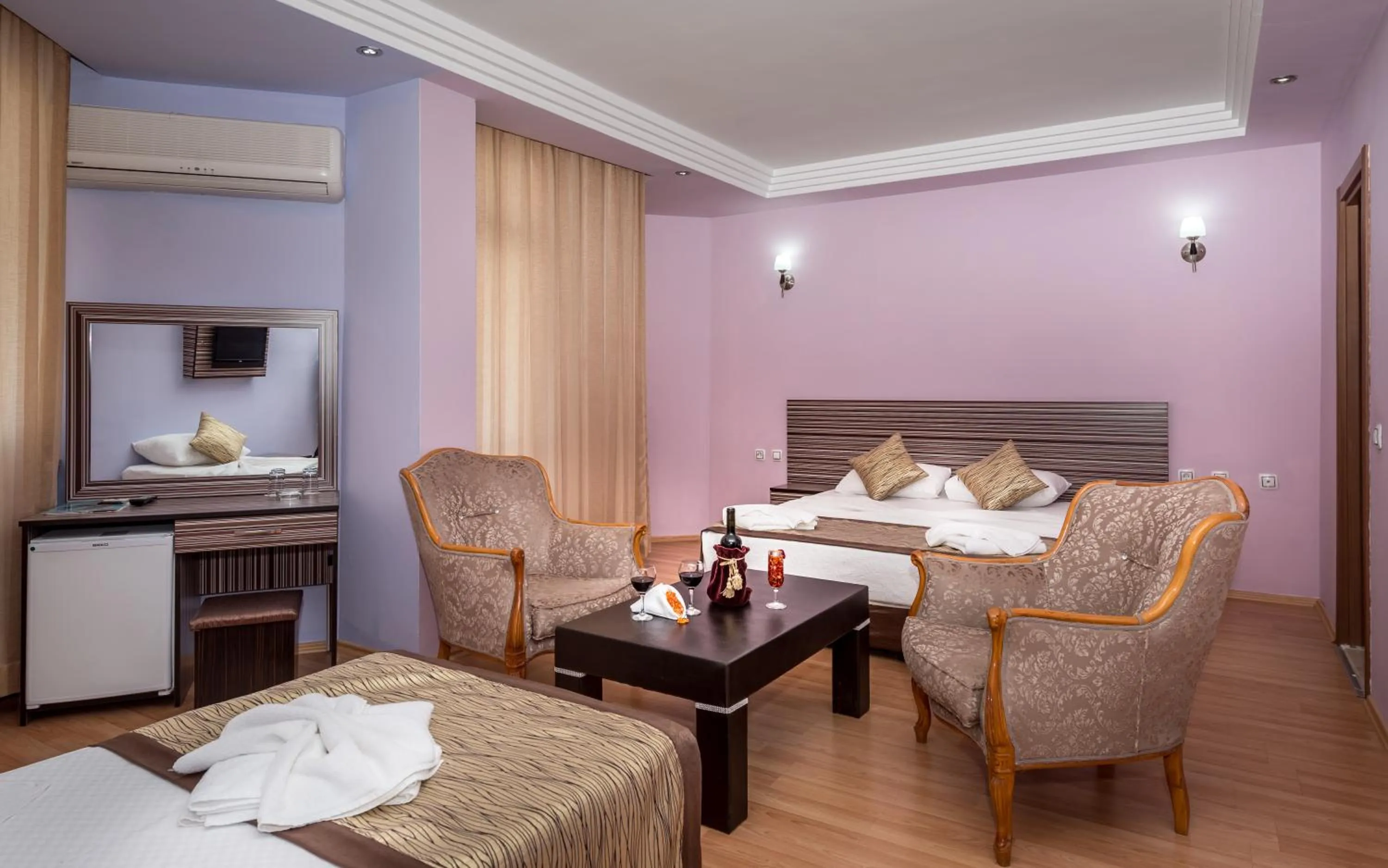 Bedroom in Zel Hotel